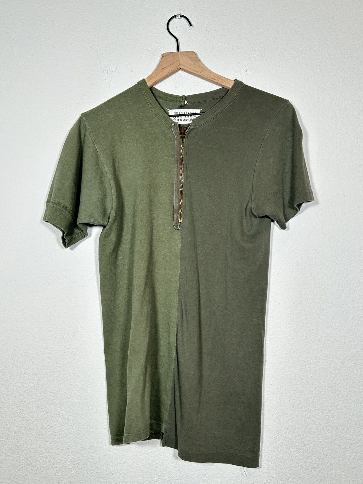 Maison Margiela SS01 Artisanal Split Hybrid Tee Size US S / EU 44-46 / 1 - 1 Thumbnail