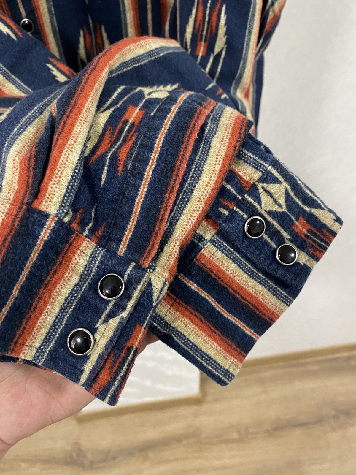 Iro Iro Aztec Print Button Shirt Navajo Print Cowboy RRL Style Size US XL / EU 56 / 4 - 7 Thumbnail