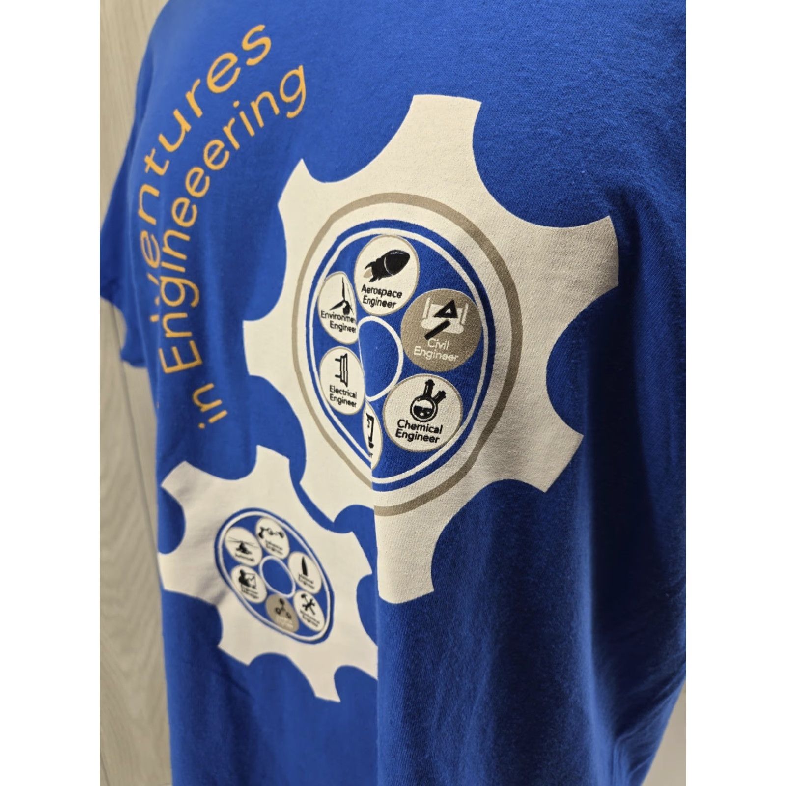 Gildan UAH University of Alabama ASMDA Missile Defense Blue T-Shirt L Mens Regular Cotton Gildan Short Sleeve Crew Neck Size US L / EU 52-54 / 3 - 6 Thumbnail