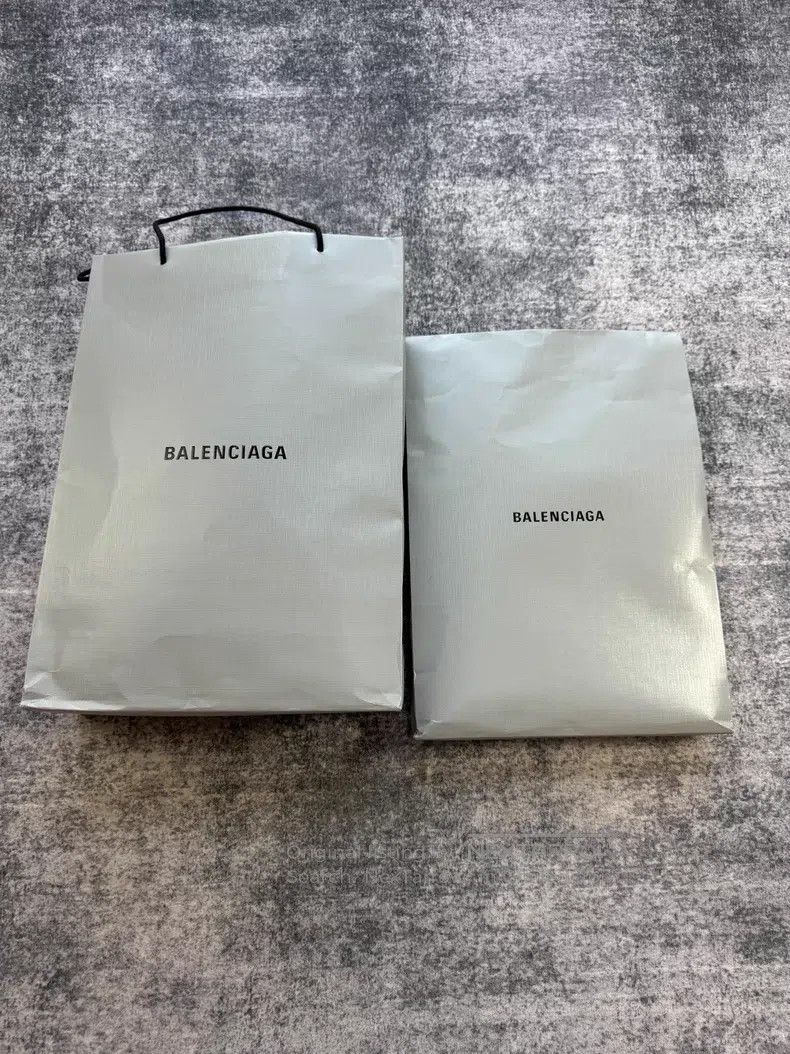 Balenciaga Balenciaga size L Ripped Distressed Flare Jeans Size US 27 - 9 Thumbnail