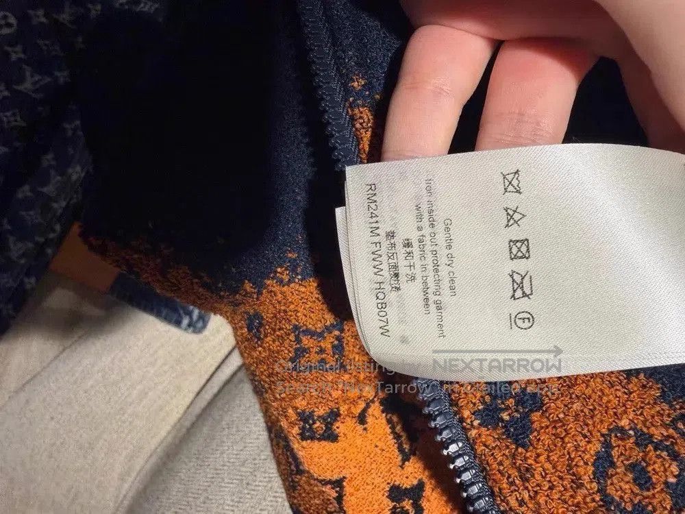 Louis Vuitton Multi Colored Zip. Size US L / EU 52-54 / 3 - 3 Thumbnail
