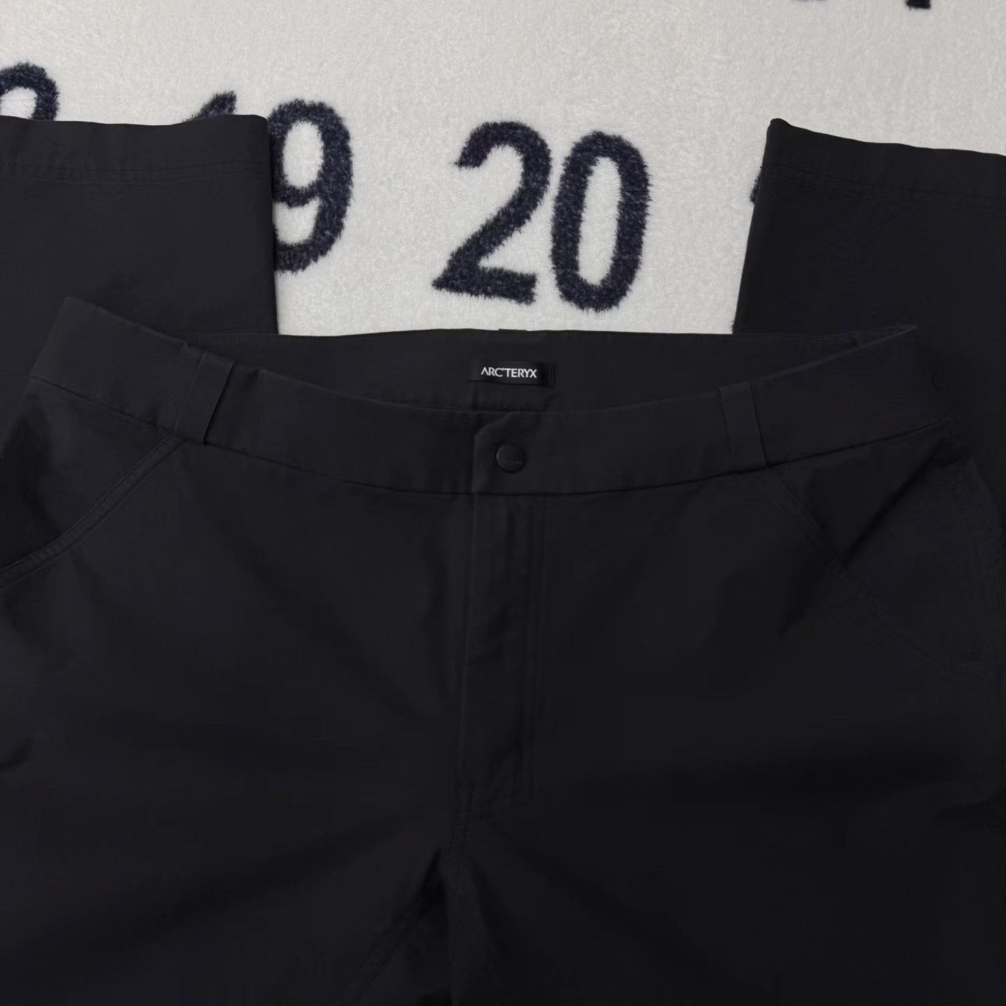 Arc'teryx Arcteryx Black Cotton Casual Pants Q10 Size US 40 / EU 56 - 4 Thumbnail