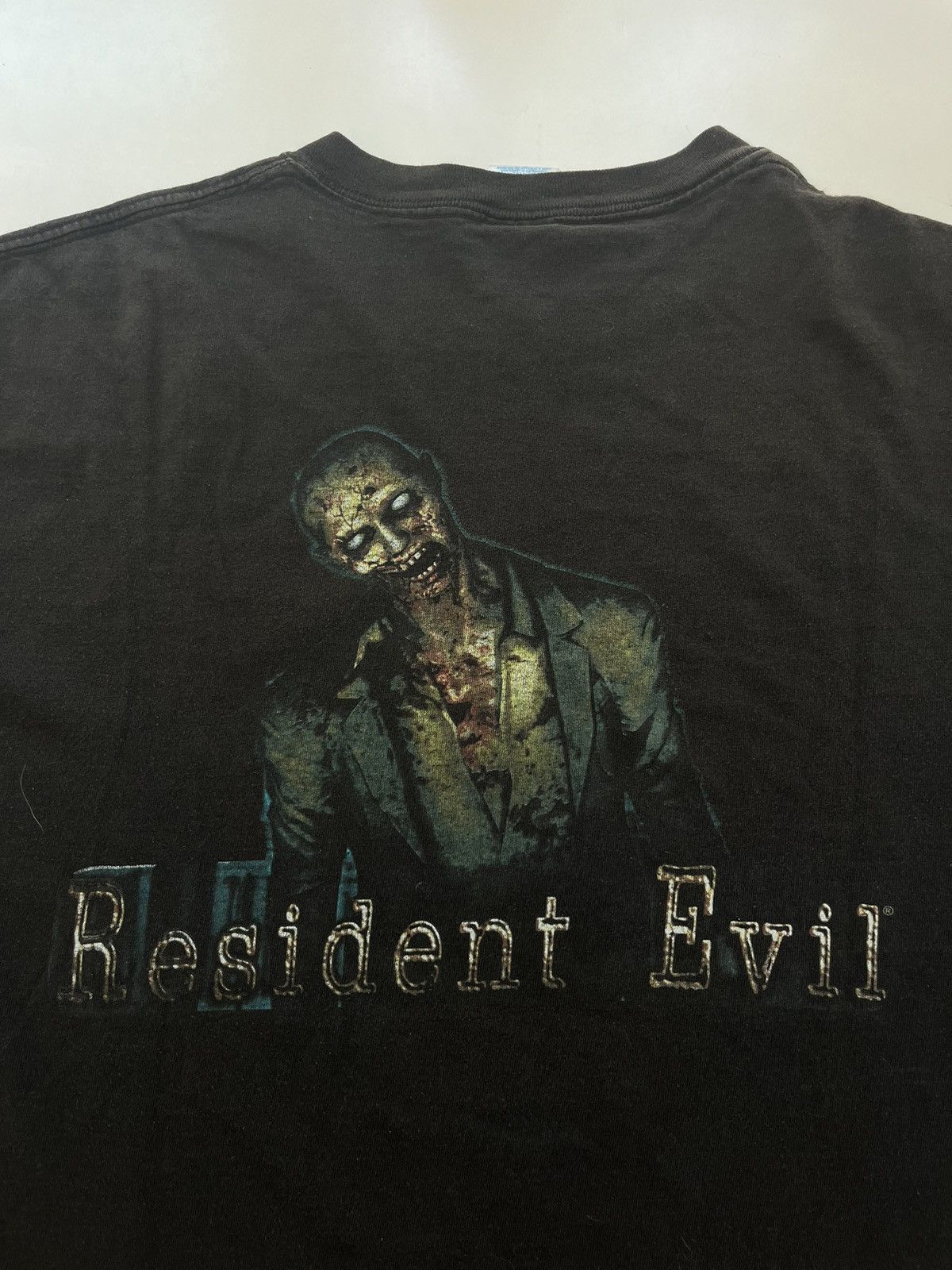Nintendo Vintage Resident Evil Nintendo Game Cube 2002’s Tshirt Size US XL / EU 56 / 4 - 1 Thumbnail