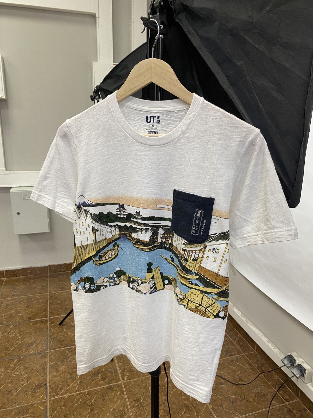 Uniqlo 🇯🇵 Vintage Uniqlo Hakusai Blue Japan Style T-Shirt Rare Size US S / EU 44-46 / 1 - 1 Thumbnail