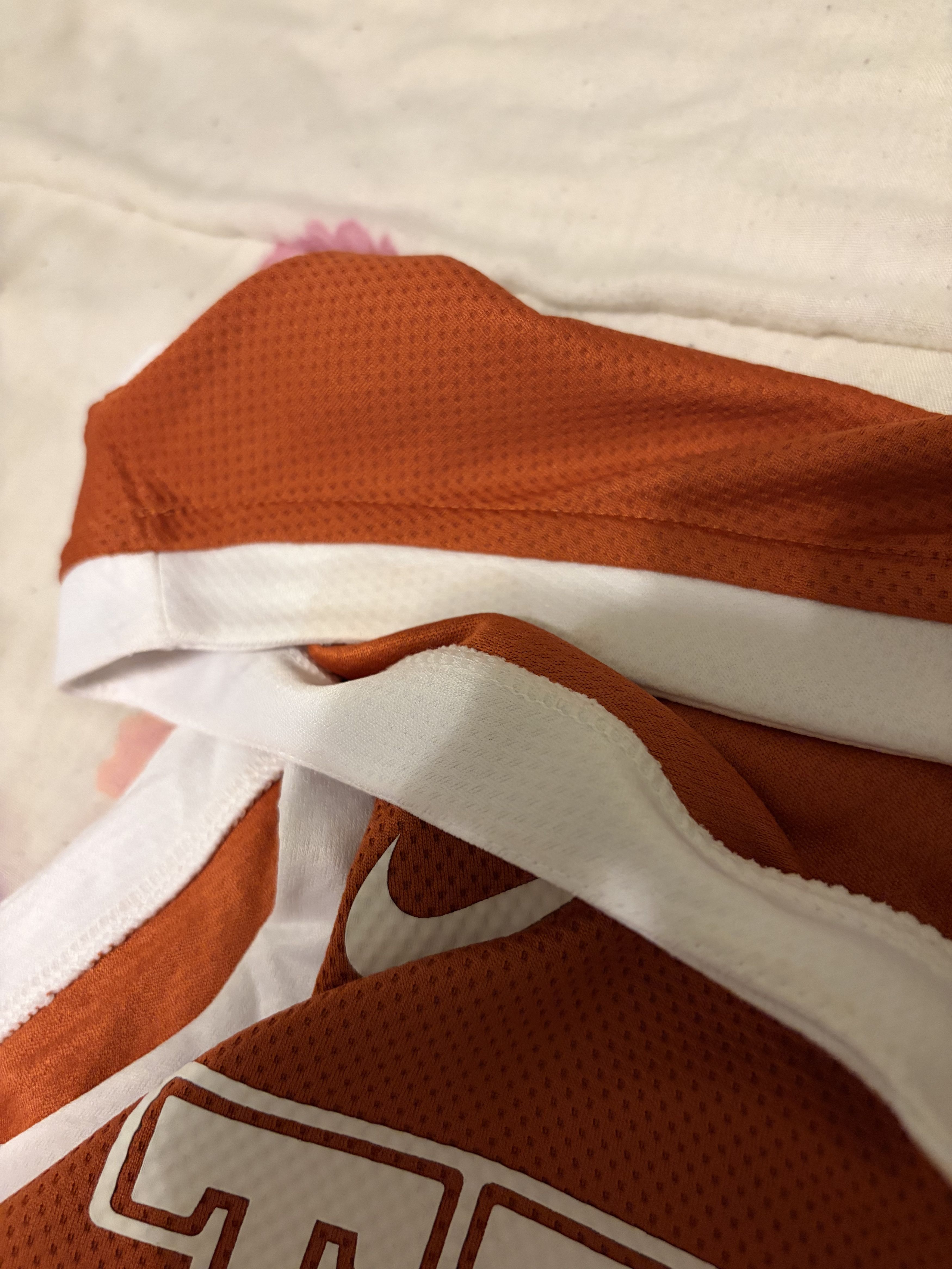 Nike Texas Longhorns Replica Men's Nike College Basketball Jersey Size US L / EU 52-54 / 3 - 5 Thumbnail