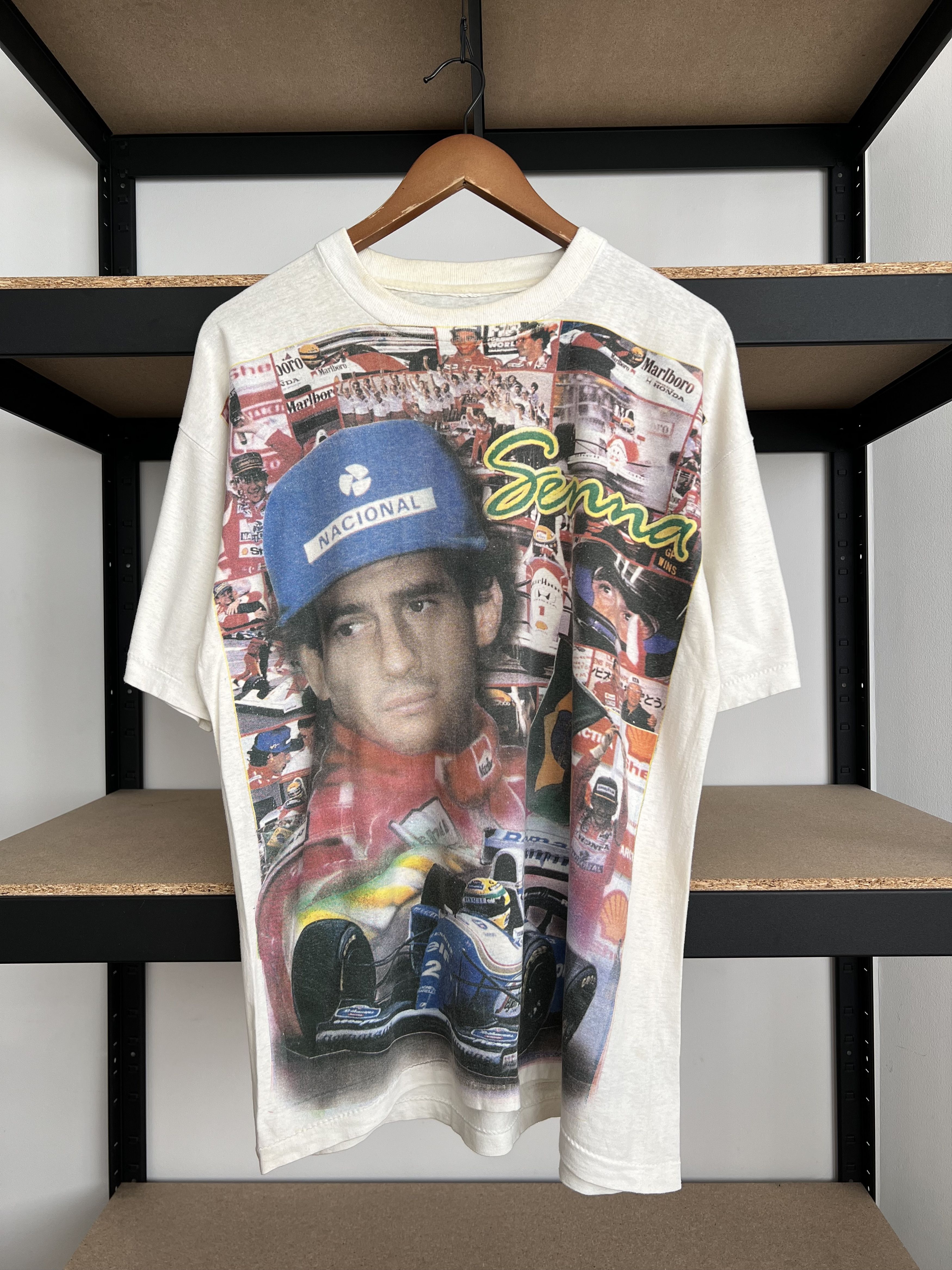 Formula 1 Vintage 90s Ayrton Senna Formula 1 F1 Renault AOP T-shirt Size US L / EU 52-54 / 3 - 1 Thumbnail