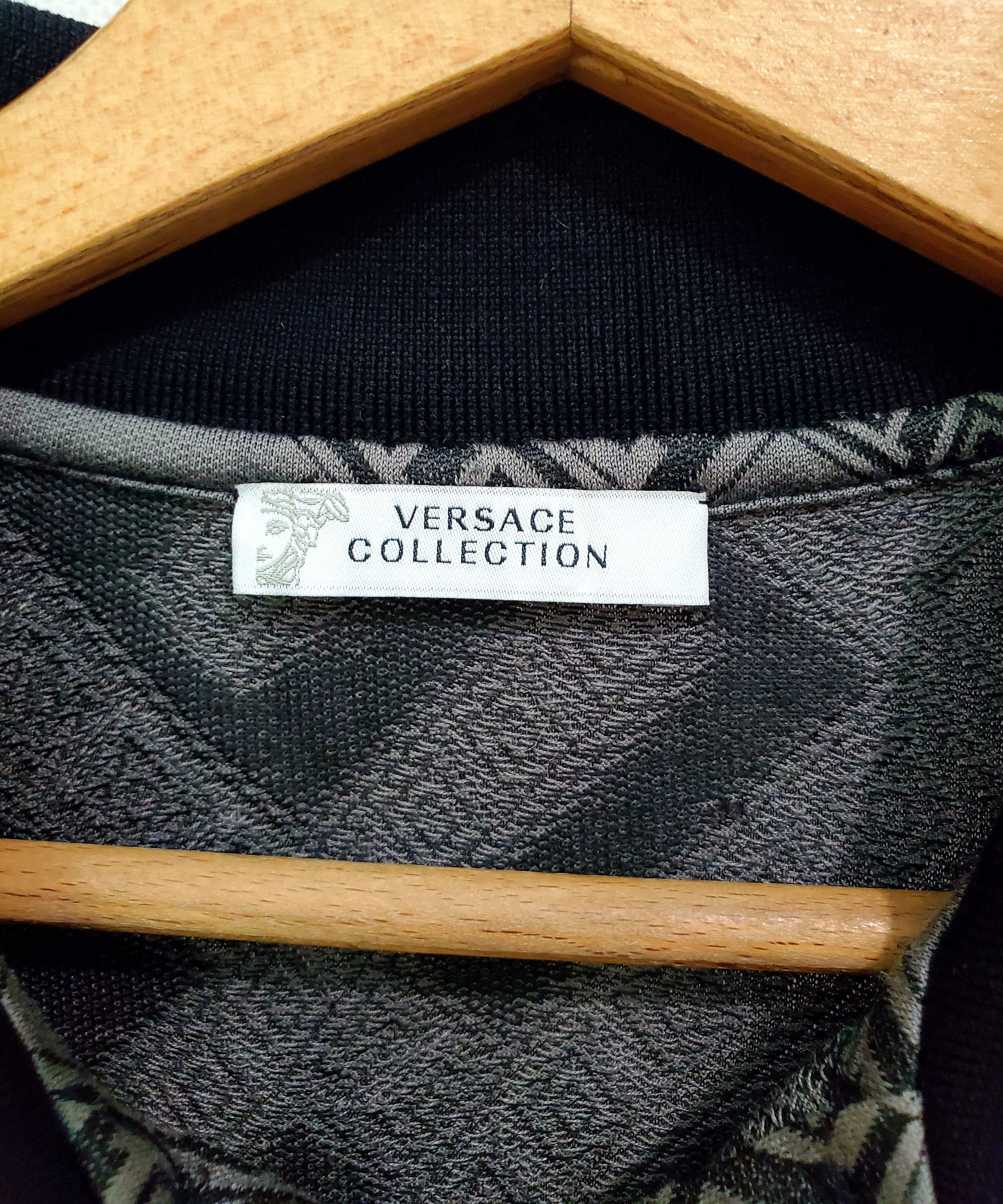 Versace Polo Versace collection metal logo shirt perfect conditio M Size US M / EU 48-50 / 2 - 4 Thumbnail