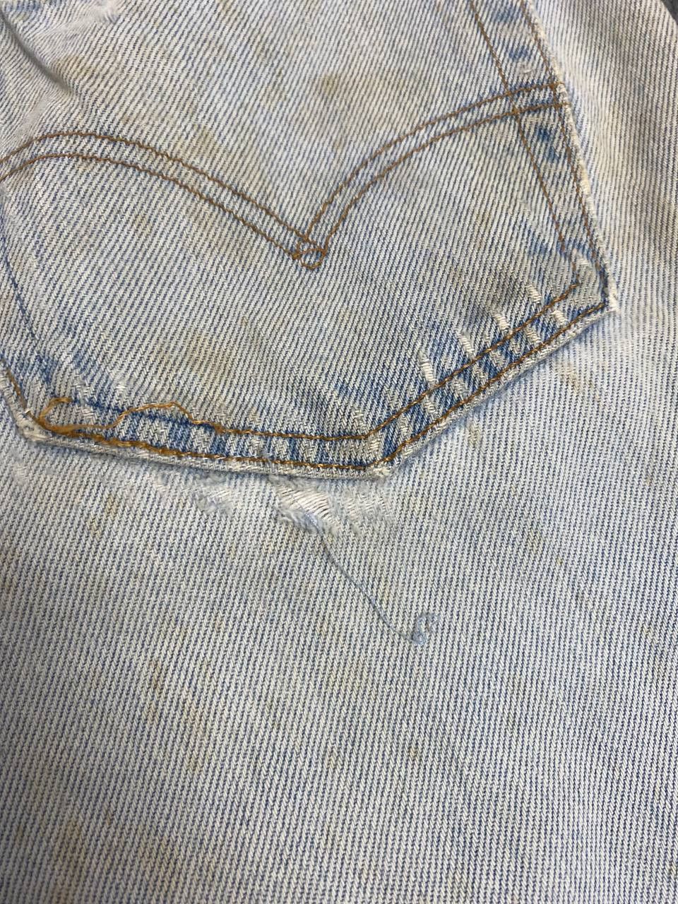 Levi's vintage levis 501 lightwash distressed denim Size US 32 / EU 48 - 7 Thumbnail