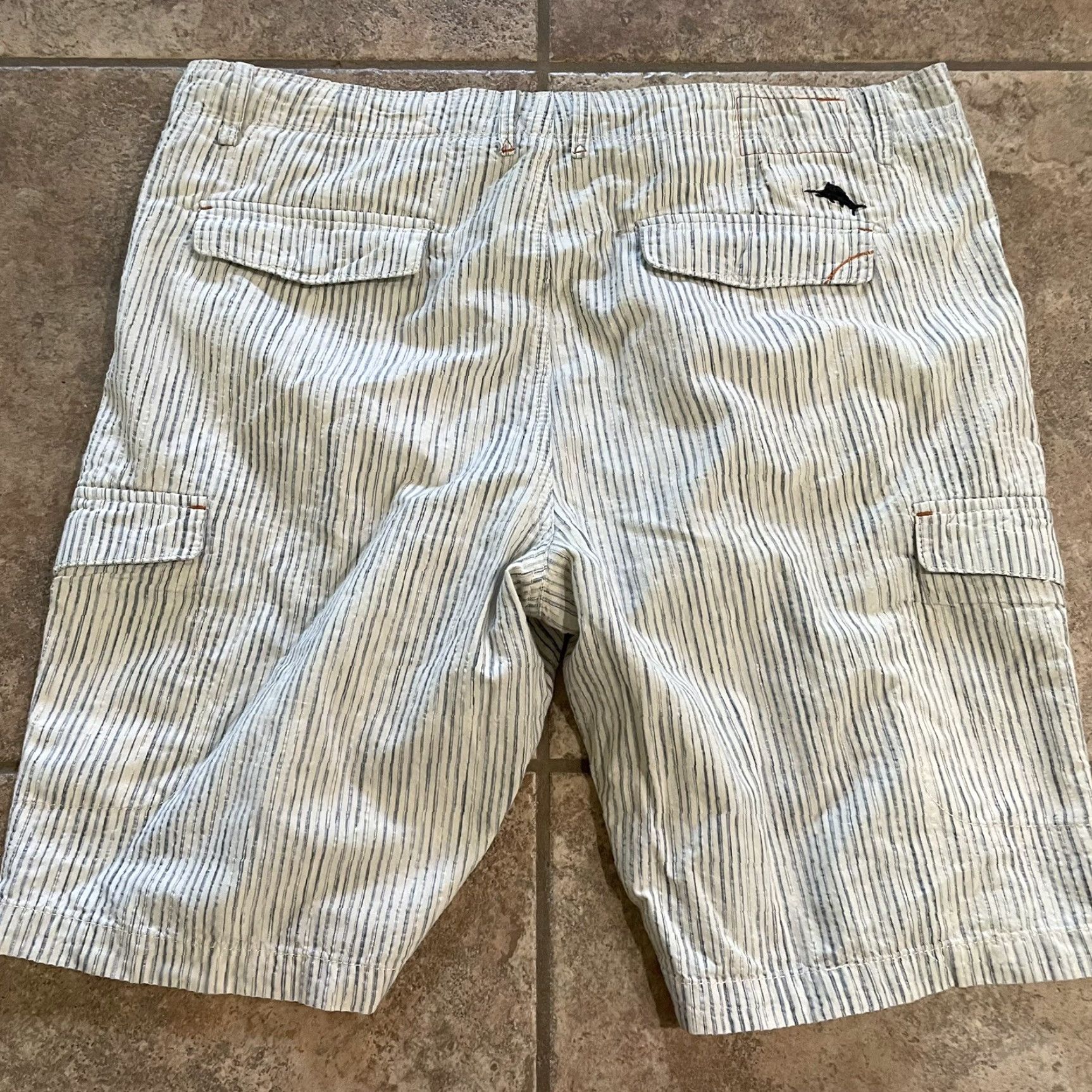 Tommy Bahama Tommy Bahama Cargo Shorts Mens Size 38 Beige Cotton Blend Cargo Size US 38 / EU 54 - 5 Thumbnail