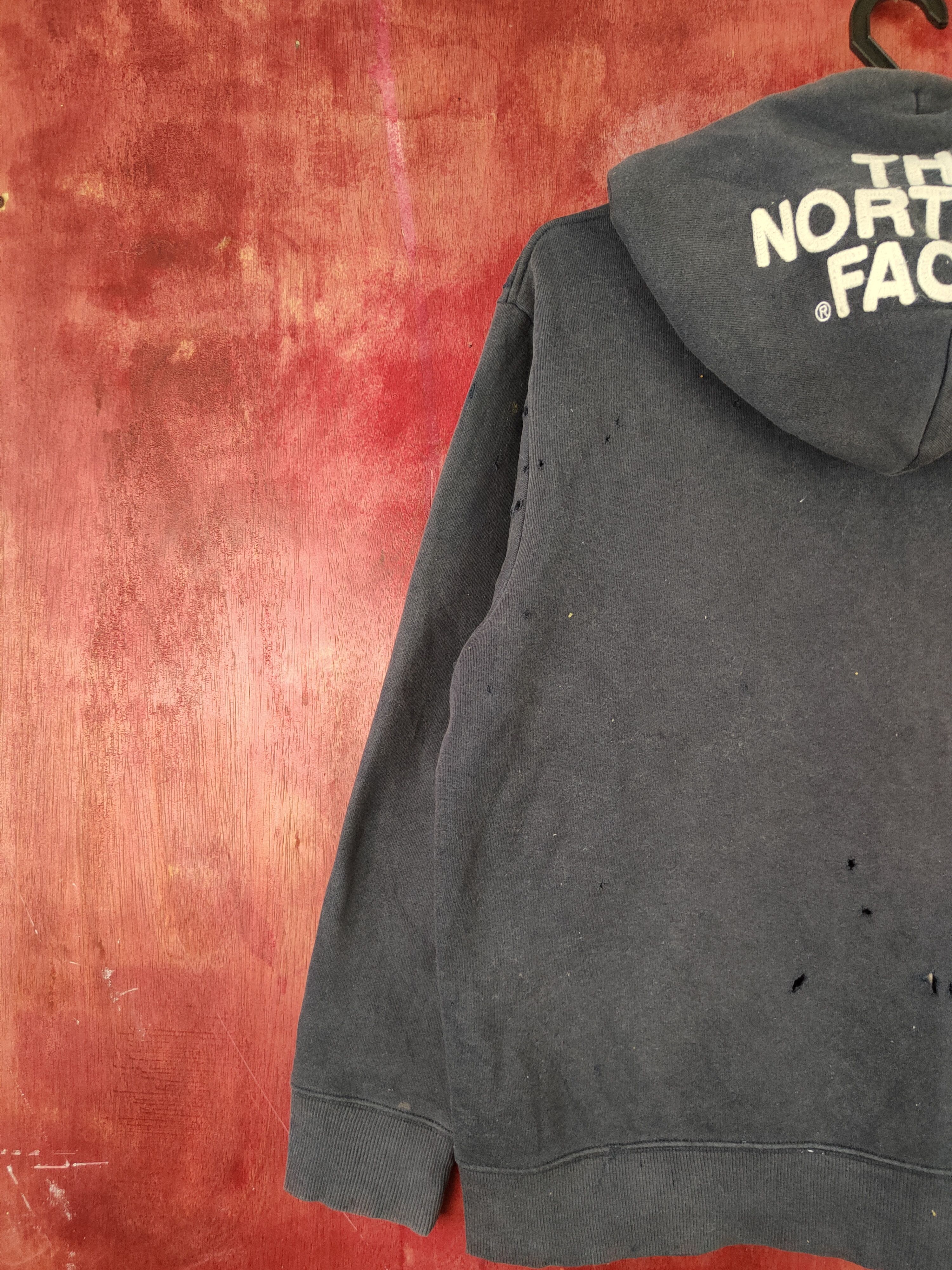 The North Face The North Face ripped distressed Faded Hoodie #S2129DL Size US M / EU 48-50 / 2 - 17 Thumbnail