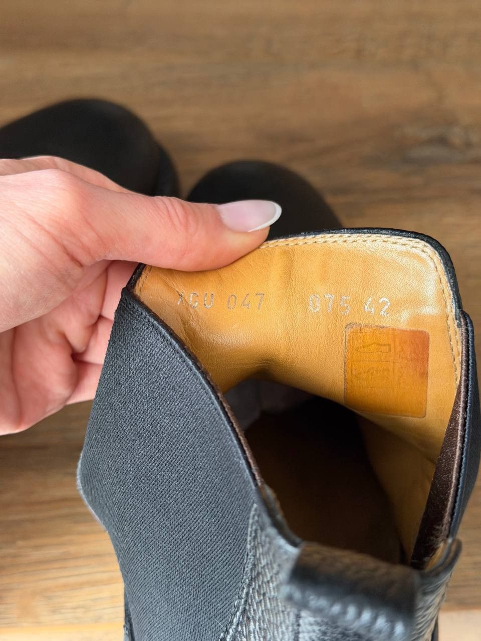 Armani Giorgio Armani Chelsea Leather Boots Size US 9 / EU 42 - 8 Thumbnail