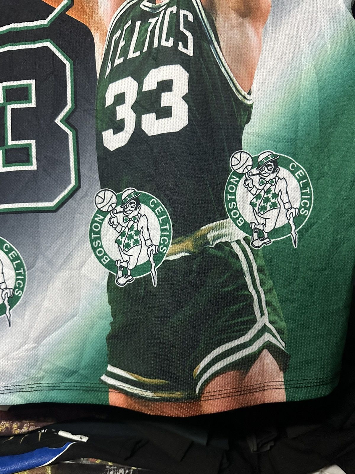 NBA × Rap Tees Rare Nba Larry Bird Big Face By Alexander Egger Jersey Tee Size US L / EU 52-54 / 3 - 12 Thumbnail