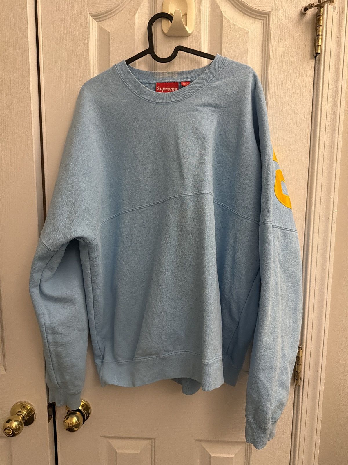 Supreme Supreme SS20 Stars Crewneck in ice blue size L Size US L / EU 52-54 / 3 - 4 Thumbnail