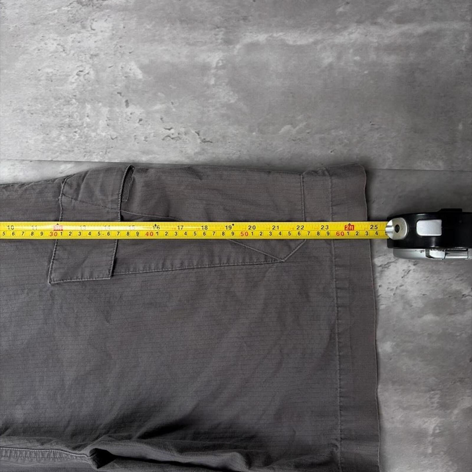 Gotcha Vintage Grey Gotcha Surf Grunge Gothic Baggy Cargo Shorts Size US 36 / EU 52 - 7 Thumbnail