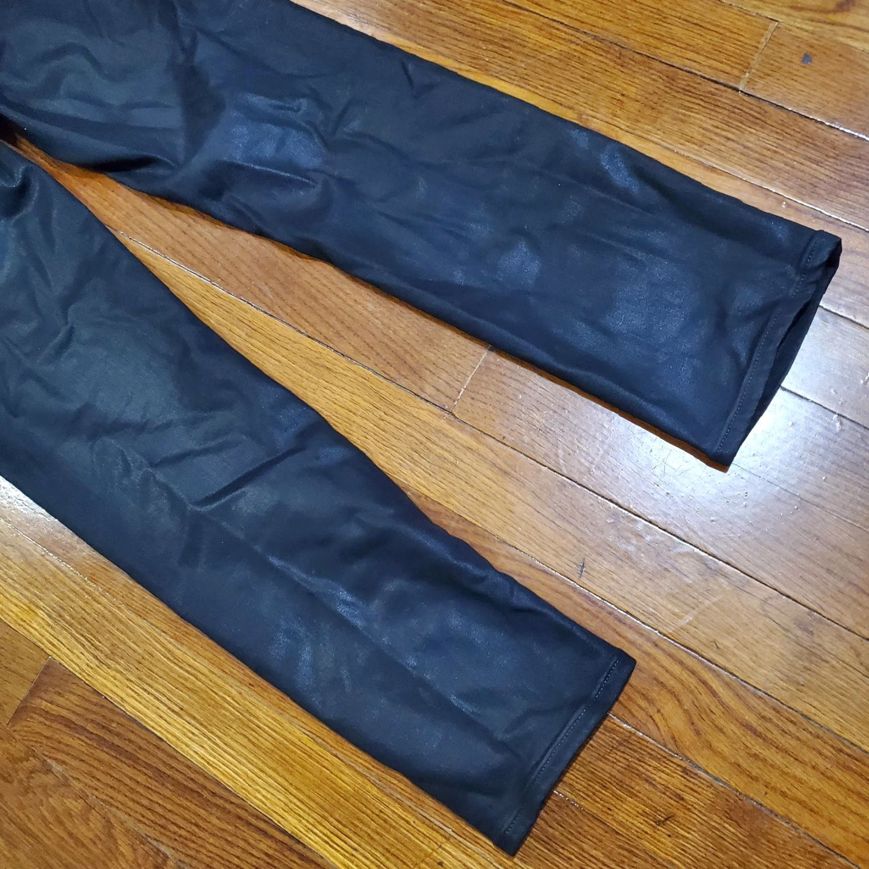 Paige Paige Womens Jeans 26 Black Cindy Coated High Rise Straight Leg Faux Leather Denim Zip Pockets Stretch Vintage: No Mens Womens Size 26" / US 2 / IT 38 - 2 Thumbnail