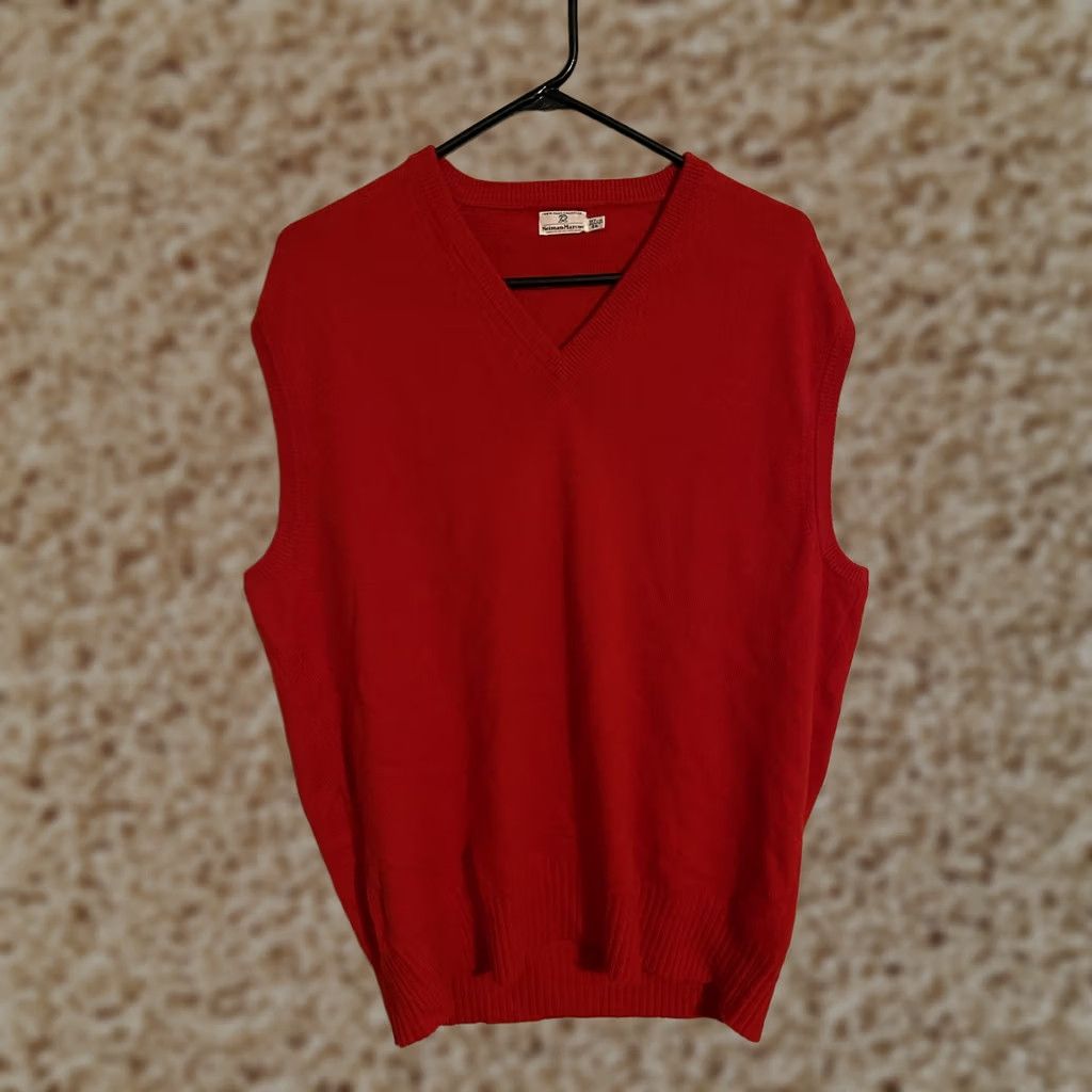 Neiman Marcus Neiman Marcus Cashmere Red V-Neck Vest Mens 46 - Casual Knit Sweater Size US XXL / EU 58 / 5 - 1 Thumbnail
