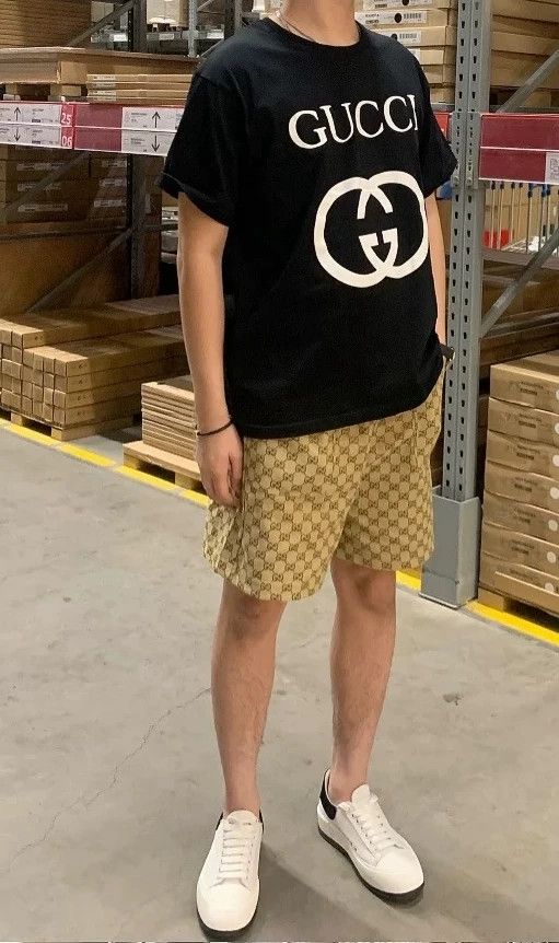 Gucci Gucci Black double G short sleeves 2501-Nextarrow Size US S / EU 44-46 / 1 - 4 Thumbnail