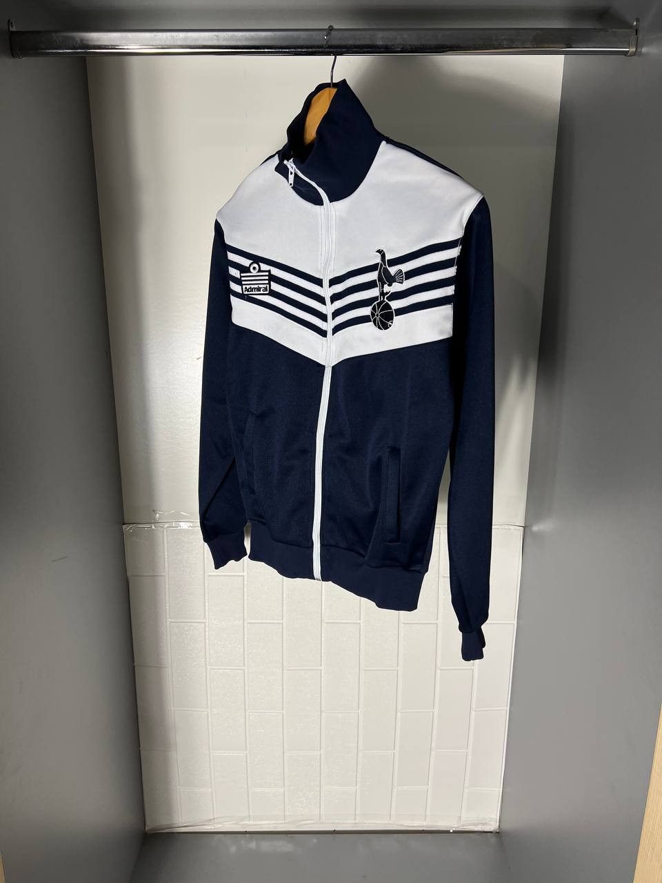 Admirable Co. VINTAGE ADMIRAL FC TOTTENHAM HOTSPUR ENGLAND SOCCER JACKET Size US S / EU 44-46 / 1 - 4 Thumbnail