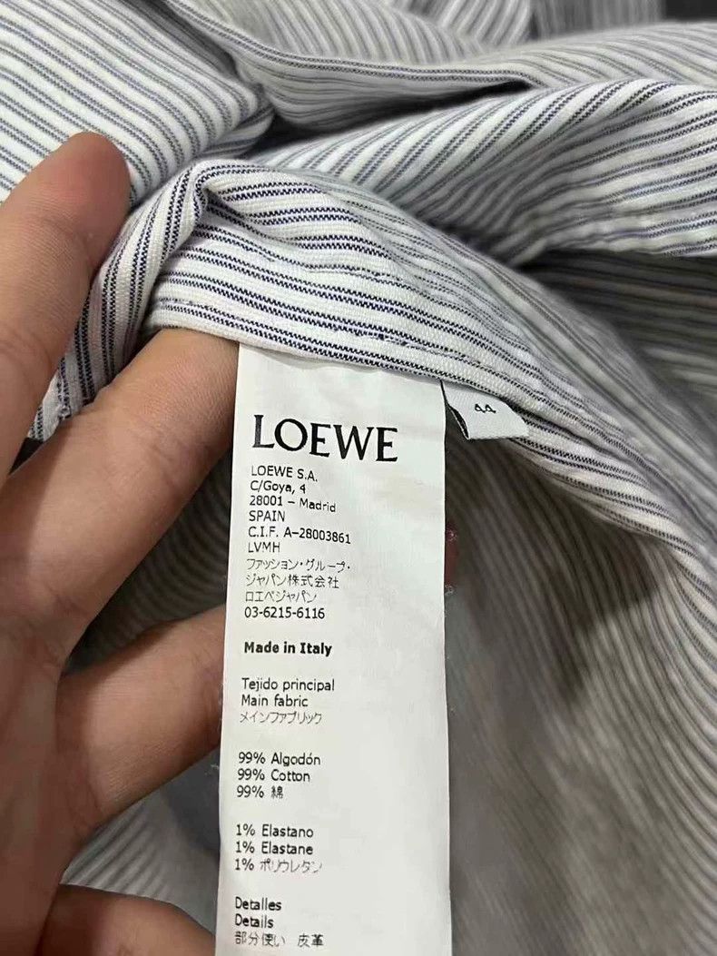 Loewe LOEWE size44 Gray suede embossed shirt jacket Size US S / EU 44-46 / 1 - 4 Thumbnail