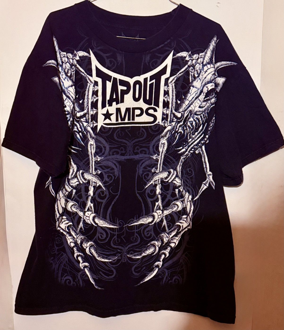 Vintage Tapout MPS Skeleton Dragon Claw Graphic Tee MMA Y2K