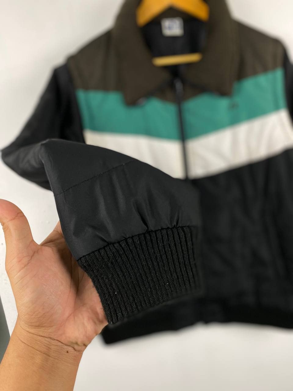 Hang Ten hang ten puffer jacket very nice design Size US L / EU 52-54 / 3 - 4 Thumbnail