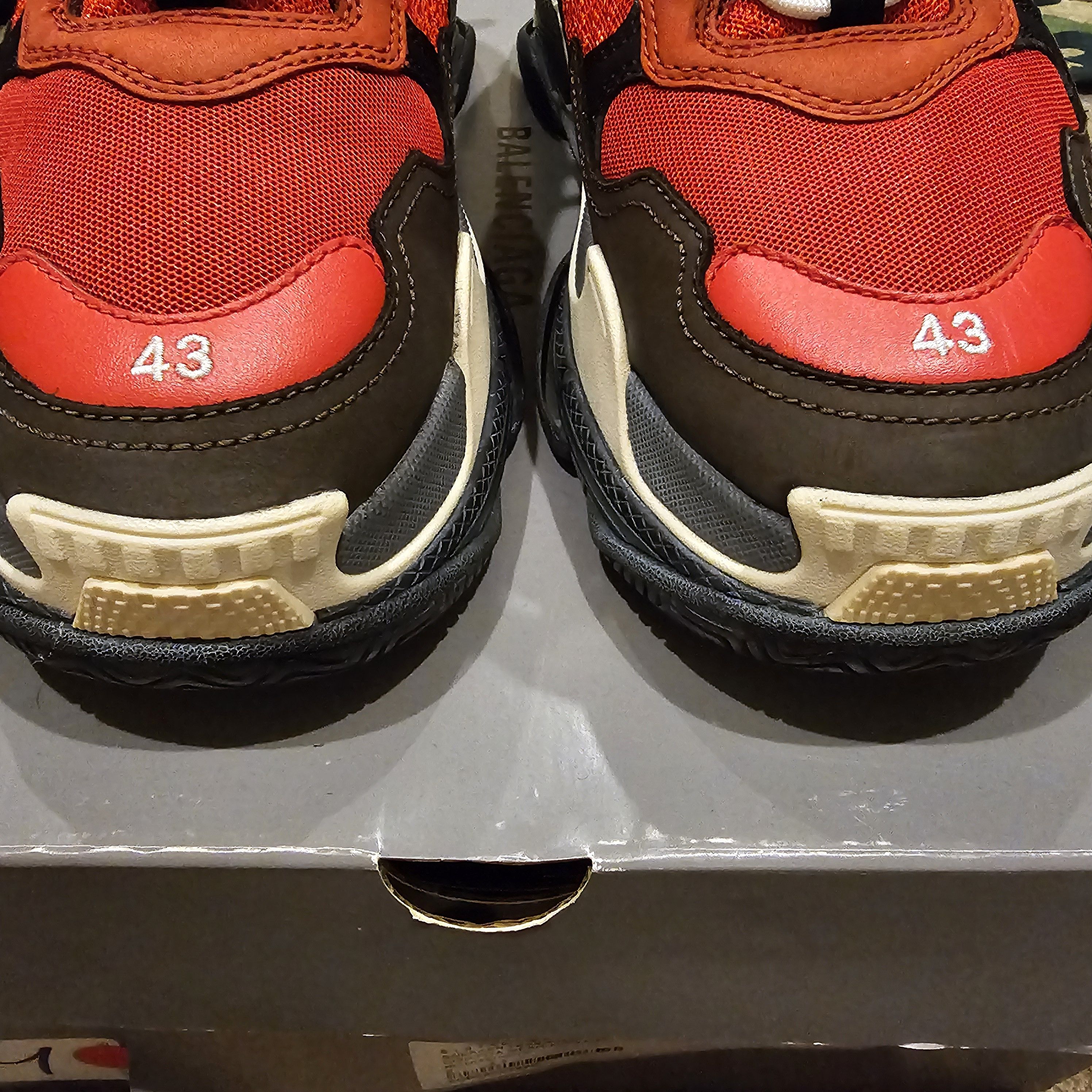Balenciaga Balenciaga triple s (Red) Size US 10 / EU 43 - 4 Thumbnail