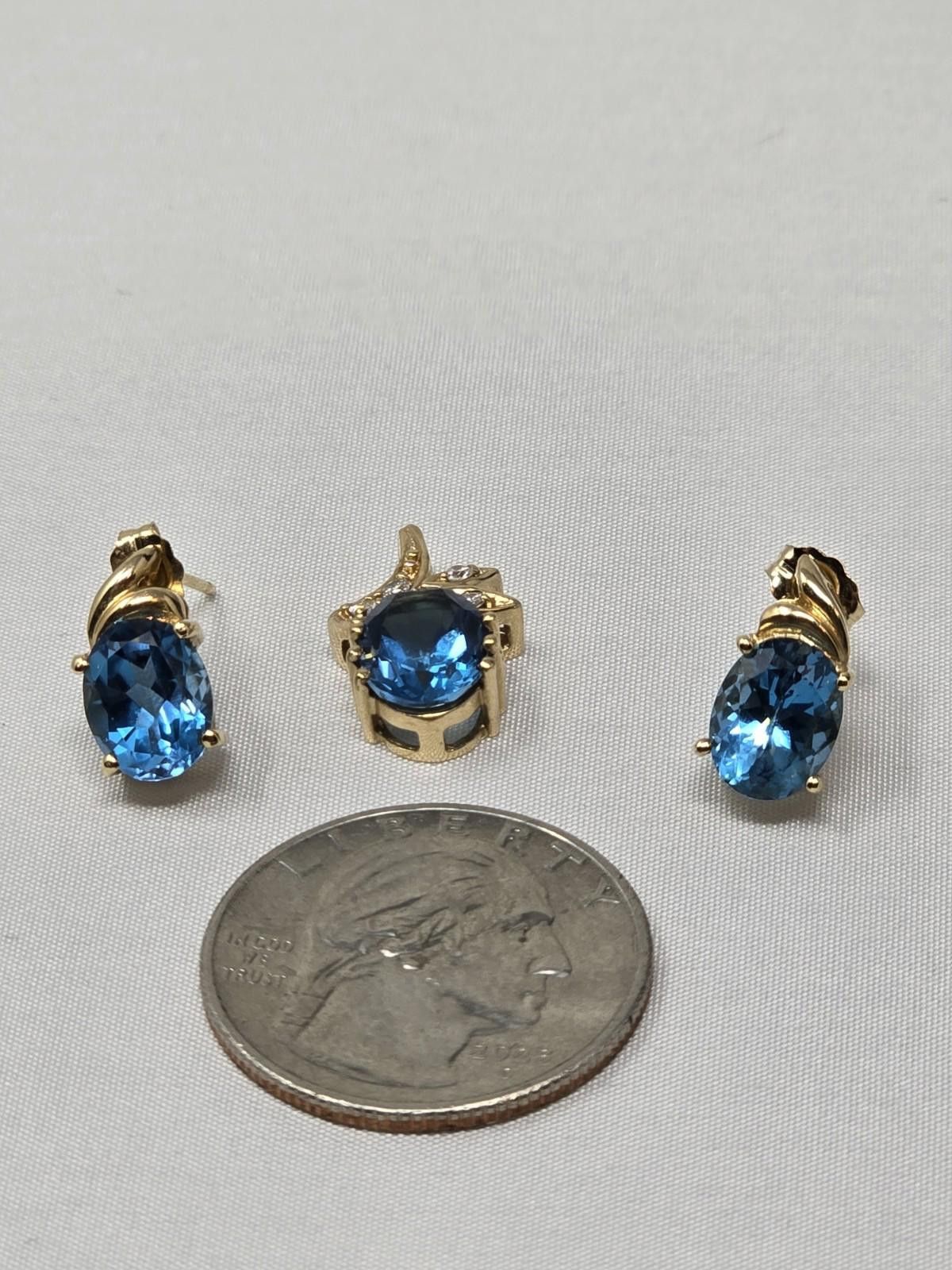 The Unbranded Brand 14K Gold Blue Topaz & Diamond Pendant Earring Set 5.5g Size ONE SIZE - 8 Thumbnail