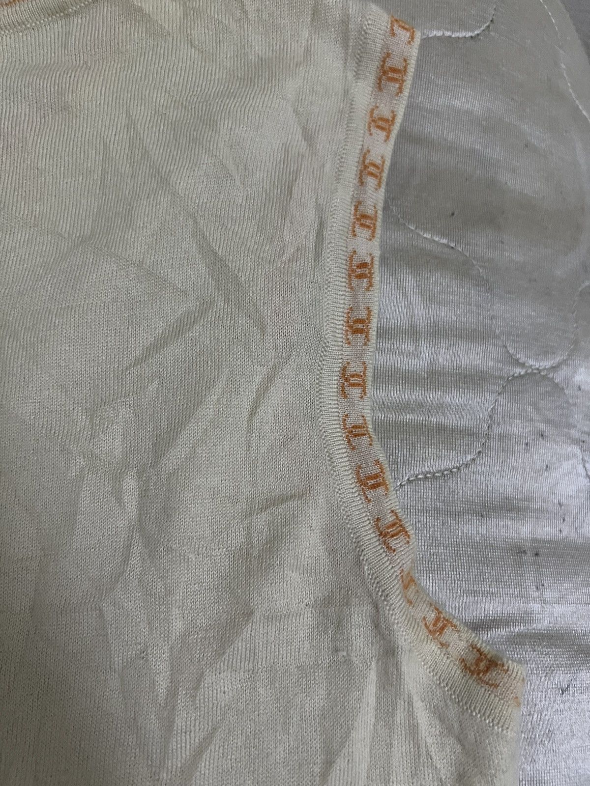 Chanel Archival CHANEL 2001S Cashmere Logo Trim Knit Tank TopSize42 Size M / US 6-8 / IT 42-44 - 18 Thumbnail