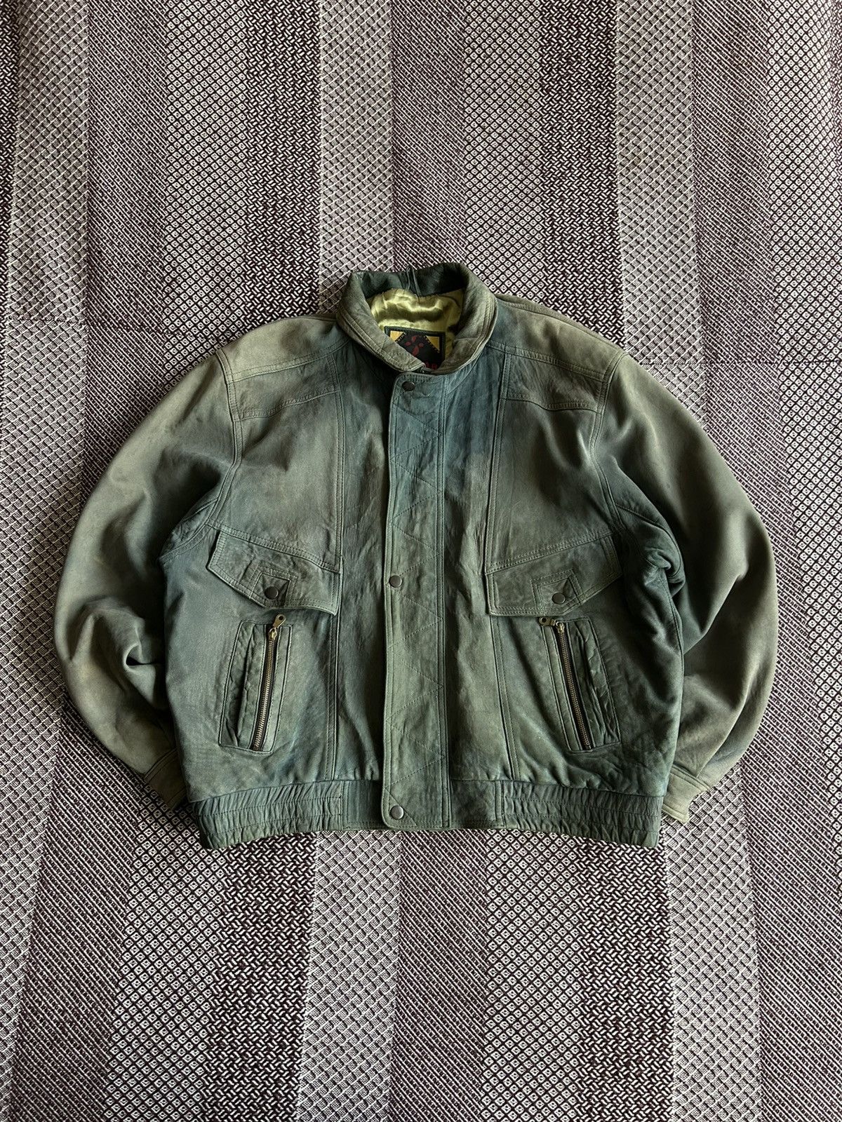 Genuine Leather Vintage Leather Bomber Jacket Heavy Faded Thrashed Size L Size US L / EU 52-54 / 3 - 1 Thumbnail