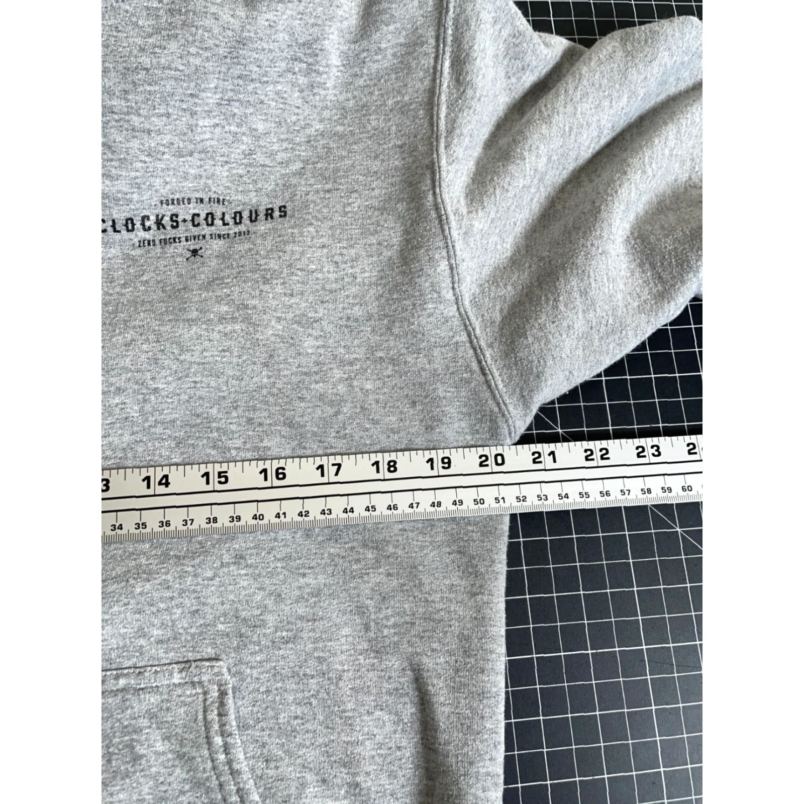 Vintage Clocks + Colours Hoodie Adult Medium Heather Gray Clocks + Colours Zero F's Given Graphic Print Pullover Crew Neck Drawstring Midweight Regular Men Size US M / EU 48-50 / 2 - 5 Thumbnail