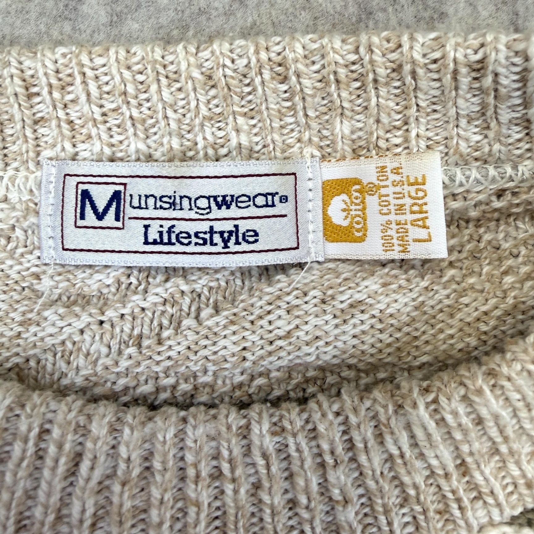Vintage VINTAGE Munsingwear Sweater Mens Large Beige Striped Cotton Knit Made USA 90s Size US L / EU 52-54 / 3 - 5 Thumbnail