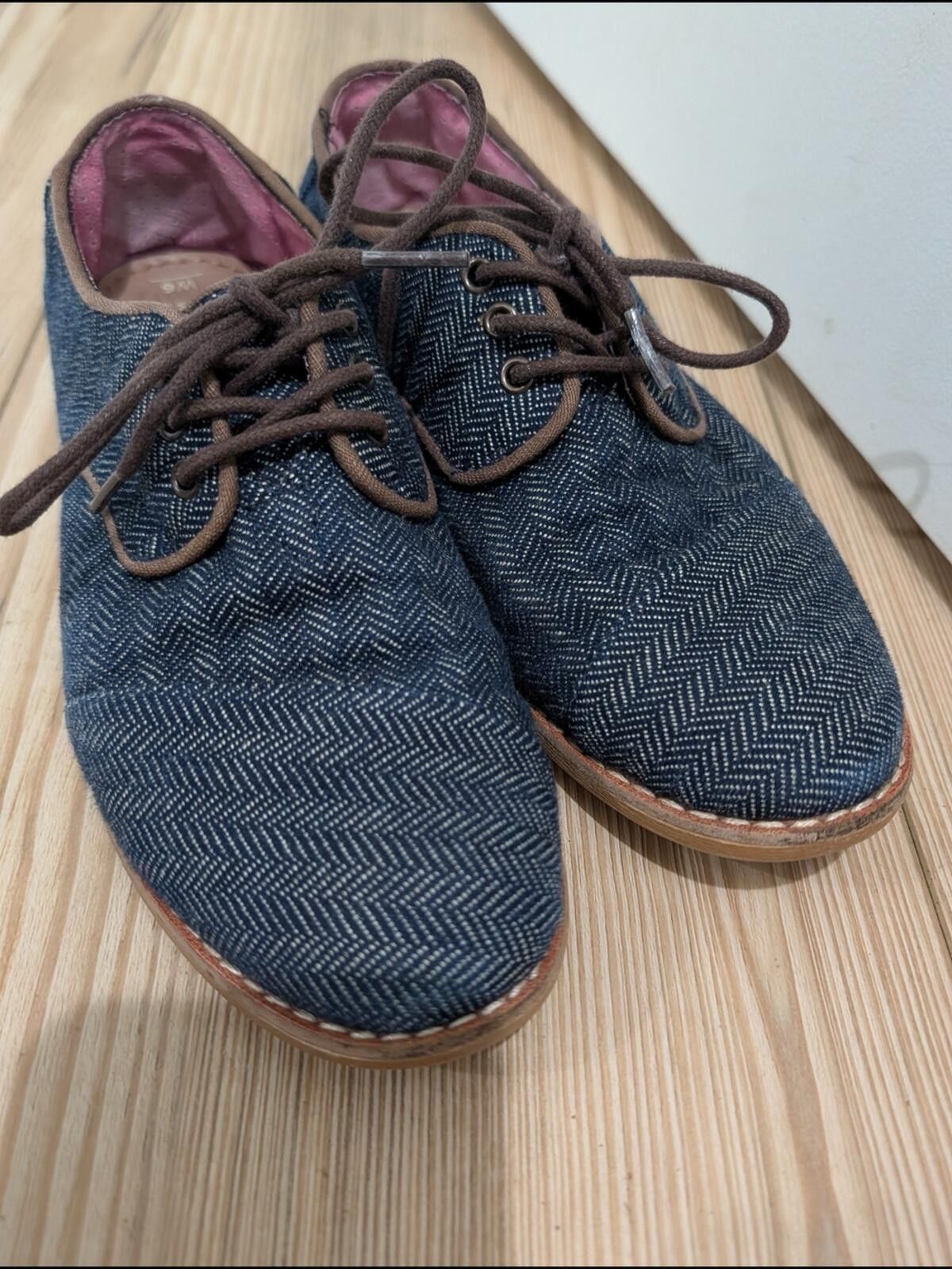 Toms Toms Blue Herringbone Lace-Up Flats with Brown Trim Size US 9 / IT 39 - 7 Thumbnail
