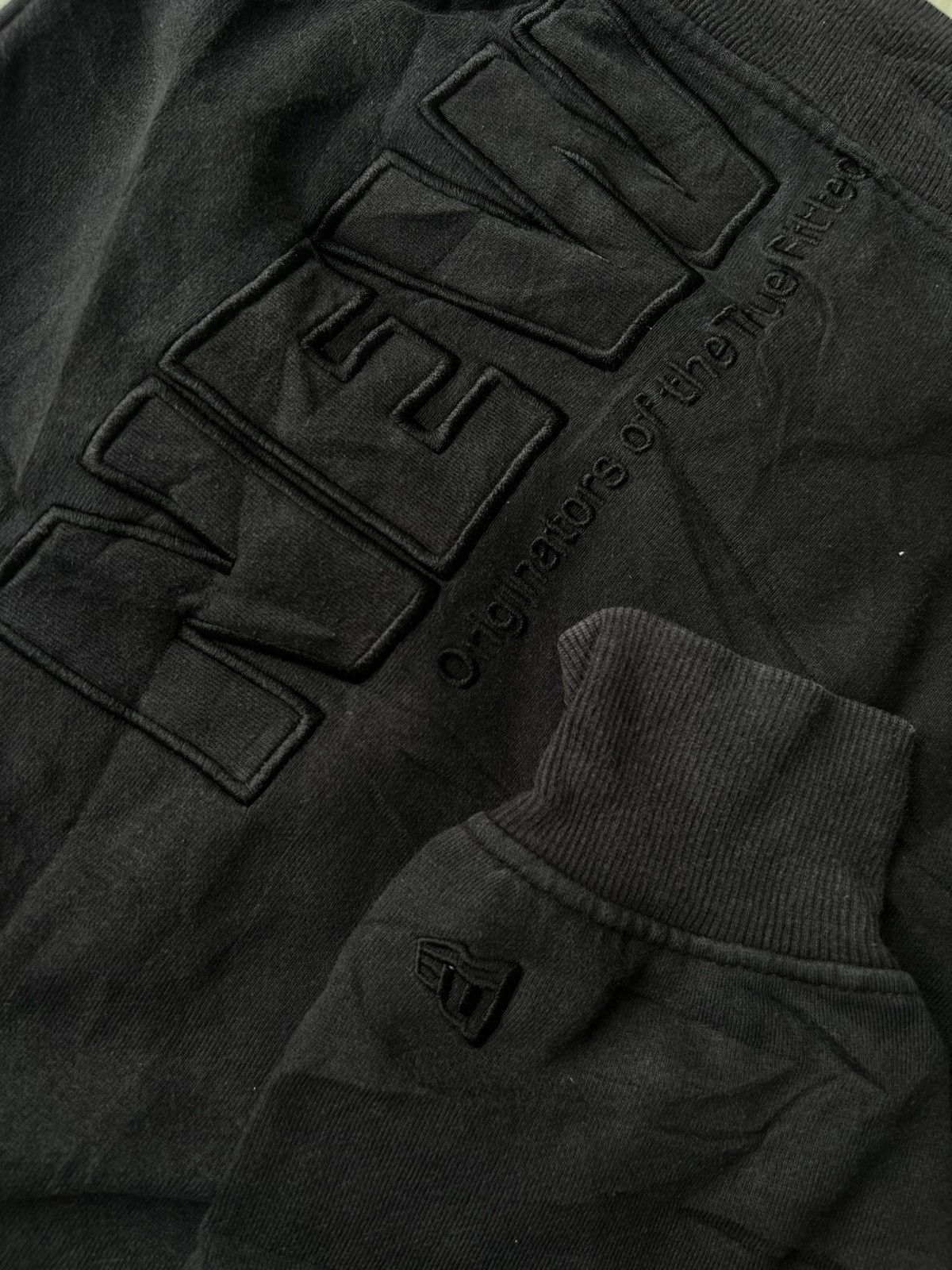 New Era New Era Embroidery Logo Solid Black Basic Essentials Sweater Size US M / EU 48-50 / 2 - 4 Thumbnail