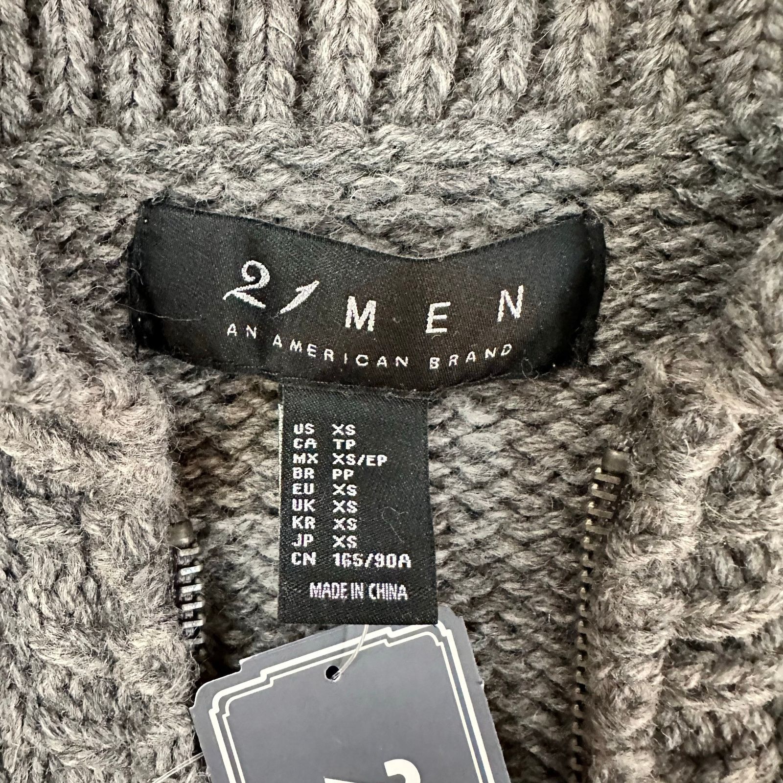 Forever 21 21 Men XS heavy knit front zip cardigan sweater bear gray Size US XS / EU 42 / 0 - 6 Thumbnail
