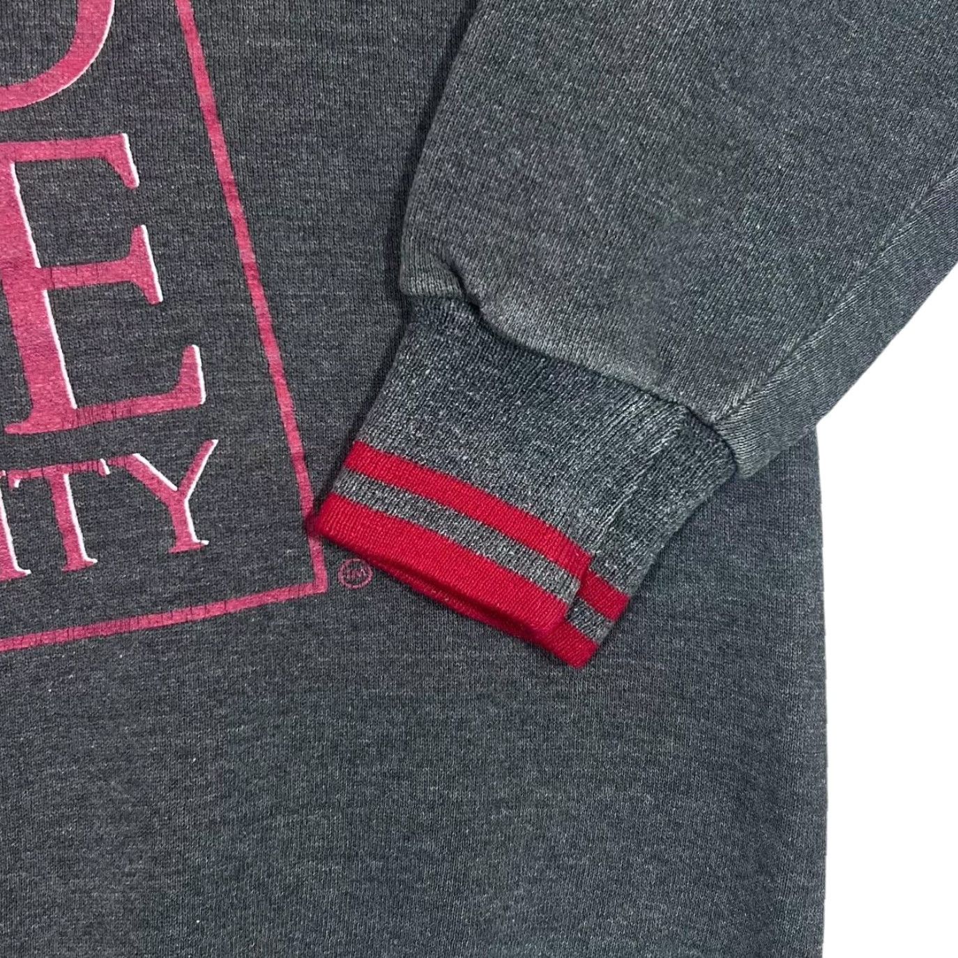 Jansport VINTAGE Jansport THE OHIO STATE UNIVERSITY College Graphic Sweatshirt Grey Large M Mens Pullover Graphic University Decade 90s Size US M / EU 48-50 / 2 - 2 Thumbnail