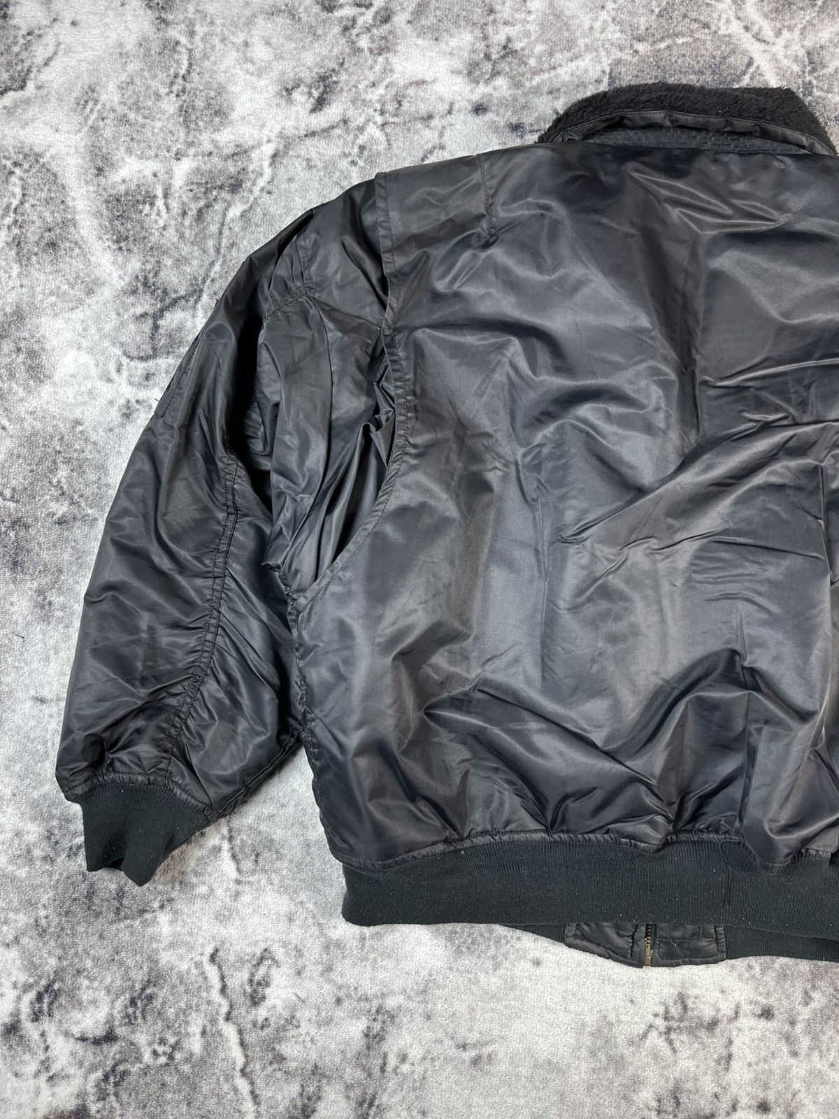 Vintage Vintage Black MA-1 Bomber Jacket Size US XL / EU 56 / 4 - 10 Thumbnail