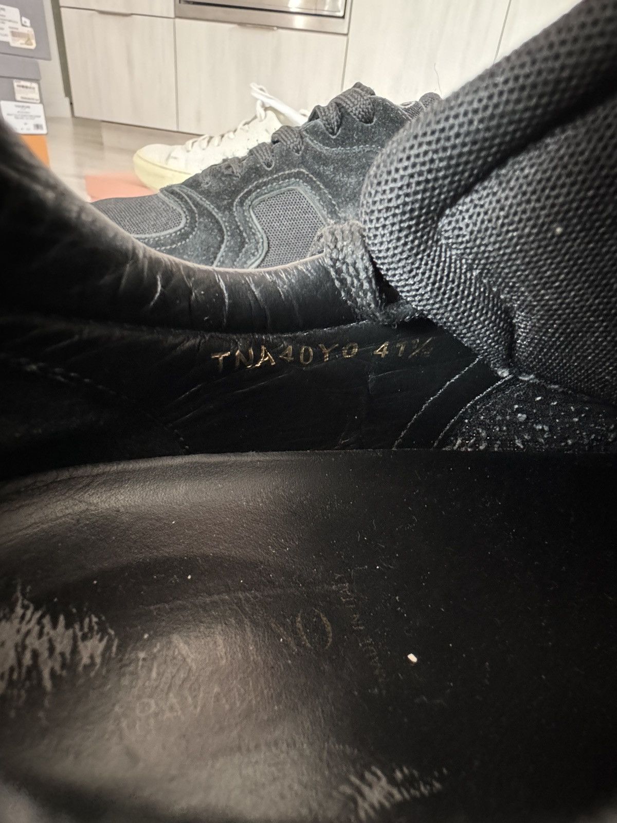 Valentino Valentino Low Top Sneakers Size US 8.5 / EU 41-42 - 6 Thumbnail