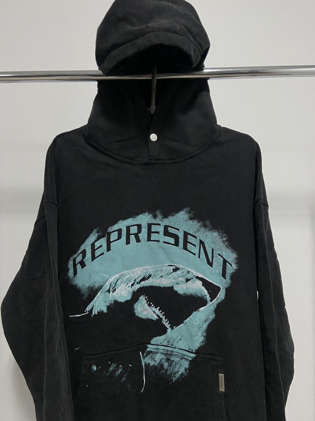 Represent Clo. × Vintage Represent Hoodie shark big logo vintage Y2K Size US XL / EU 56 / 4 - 2 Thumbnail