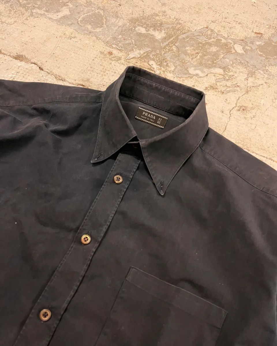 Prada Prada Navy Minimalist Shirt Size US L / EU 52-54 / 3 - 5 Thumbnail