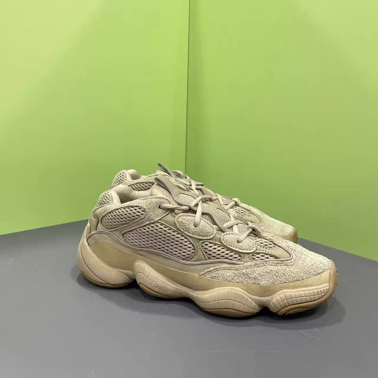 Adidas Adidas Yeezy 500 Casual Shoes K15 Size US 9.5 / EU 42-43 - 3 Thumbnail