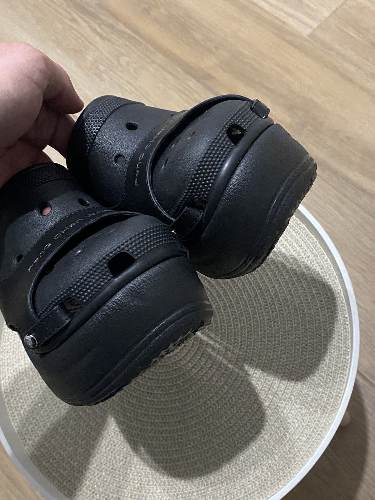 Crocs Crocs x Feng Chen Wang Black Siren Clogs M5 W7 Authentic Size US 7 / IT 37 - 10 Thumbnail