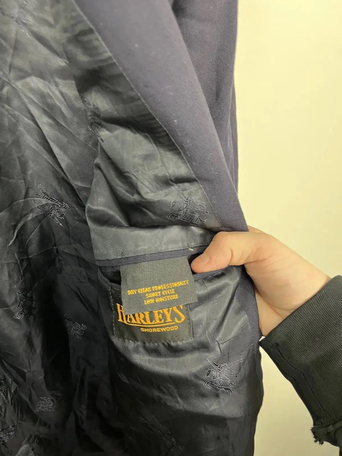 Burberry Vintage Burberry Gold Buttons Navy Luxury Wool Blazer Size 48R - 7 Thumbnail