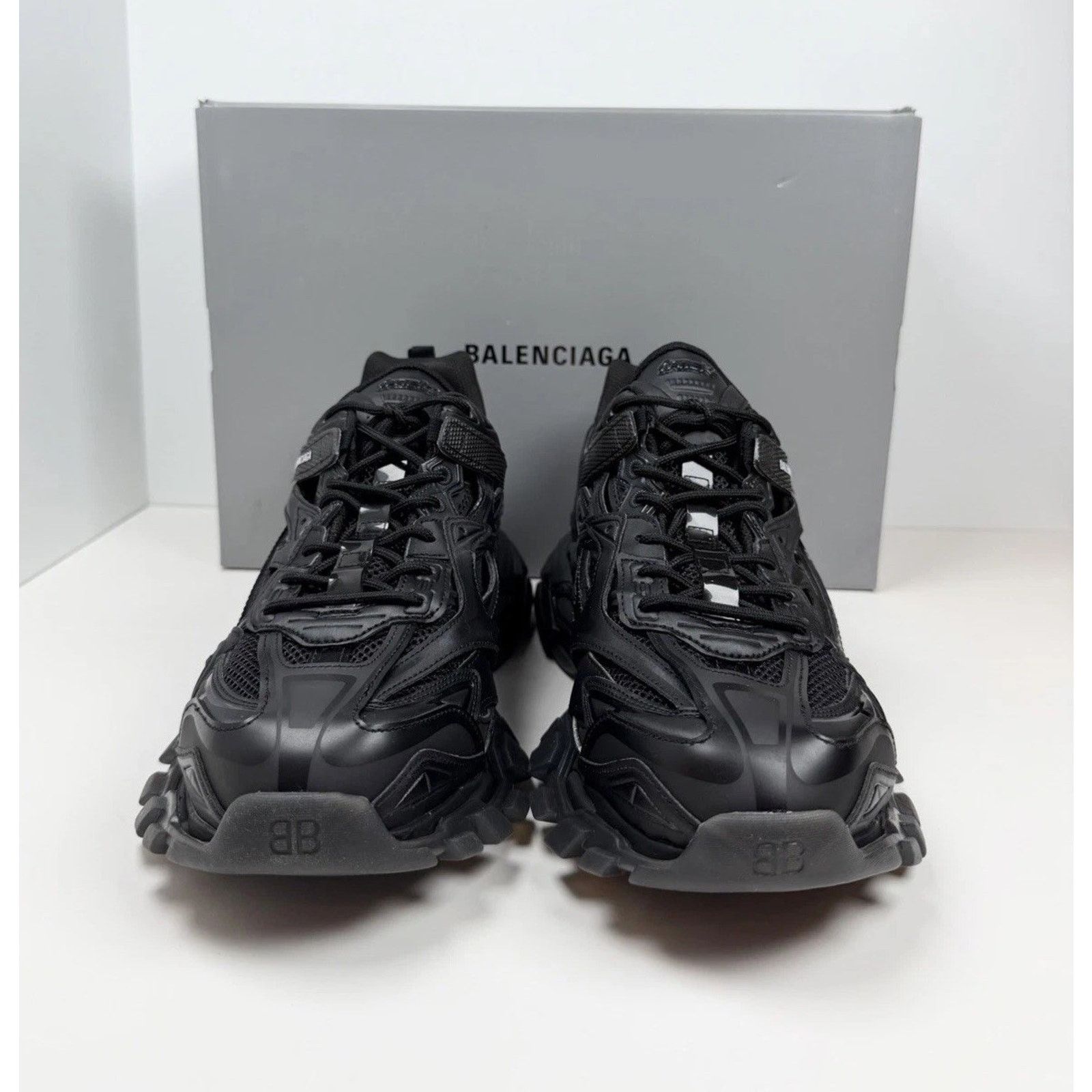 Balenciaga Size 47EU/14US - Balenciaga Track.2 Triple Black NEW Size US 14 / EU 47 - 4 Thumbnail