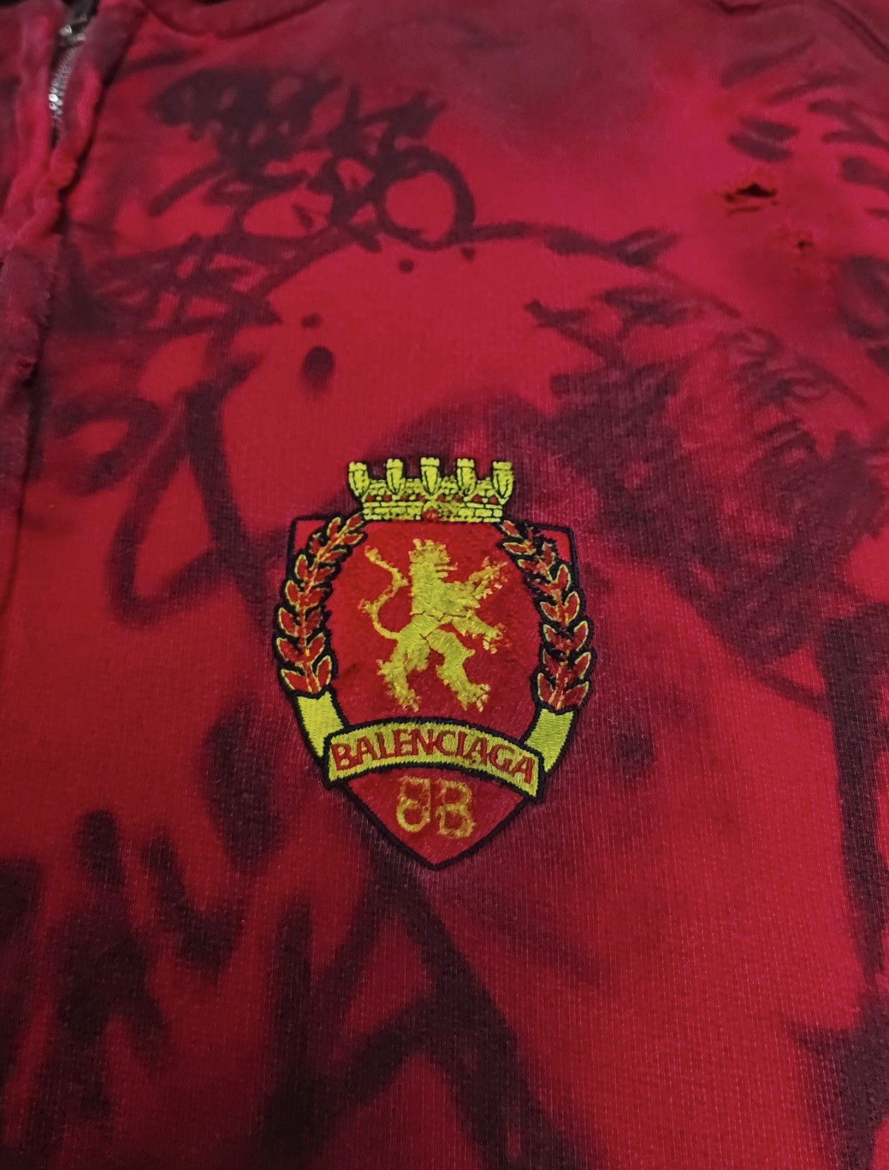 Balenciaga Balenciaga SS23 Red Skate Graffiti Zip Hoodie Size US XS / EU 42 / 0 - 6 Thumbnail