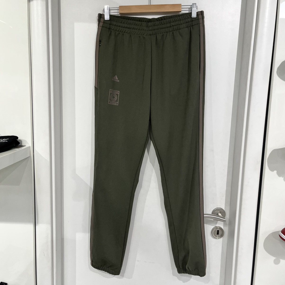 Adidas Adidas Yeezy Calabasas Track Pants Core/Mink Size US 32 / EU 48 - 1 Thumbnail