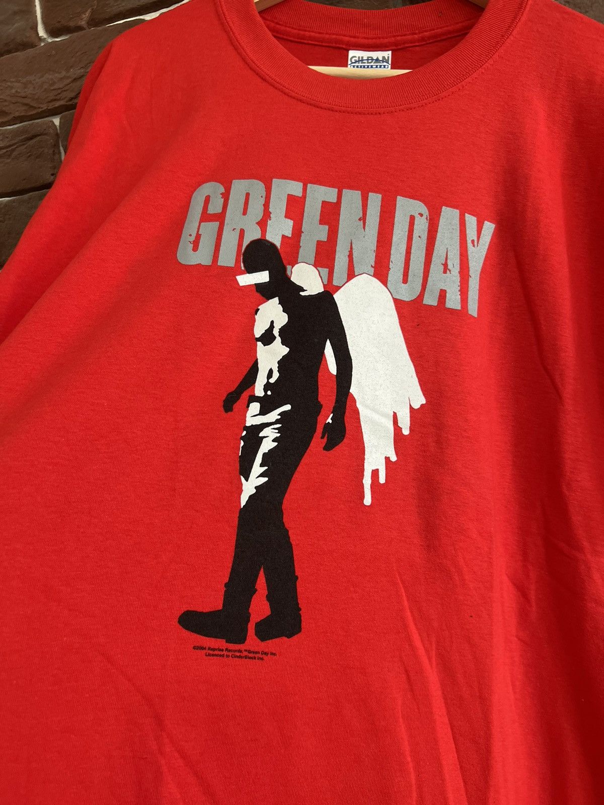 Band Tees Vintage Early 00s Green Day Angel Punk Band Tshirt Hype y2k Size US XL / EU 56 / 4 - 2 Thumbnail