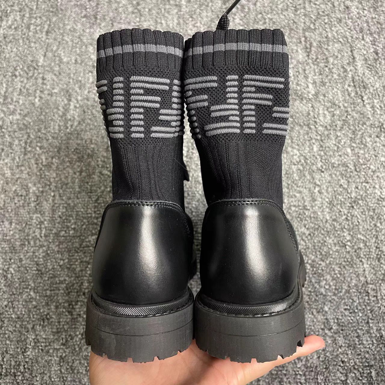 Fendi Fendi Black Lace-Up Martin Boots K12 Size US 5 / IT 35 - 6 Thumbnail