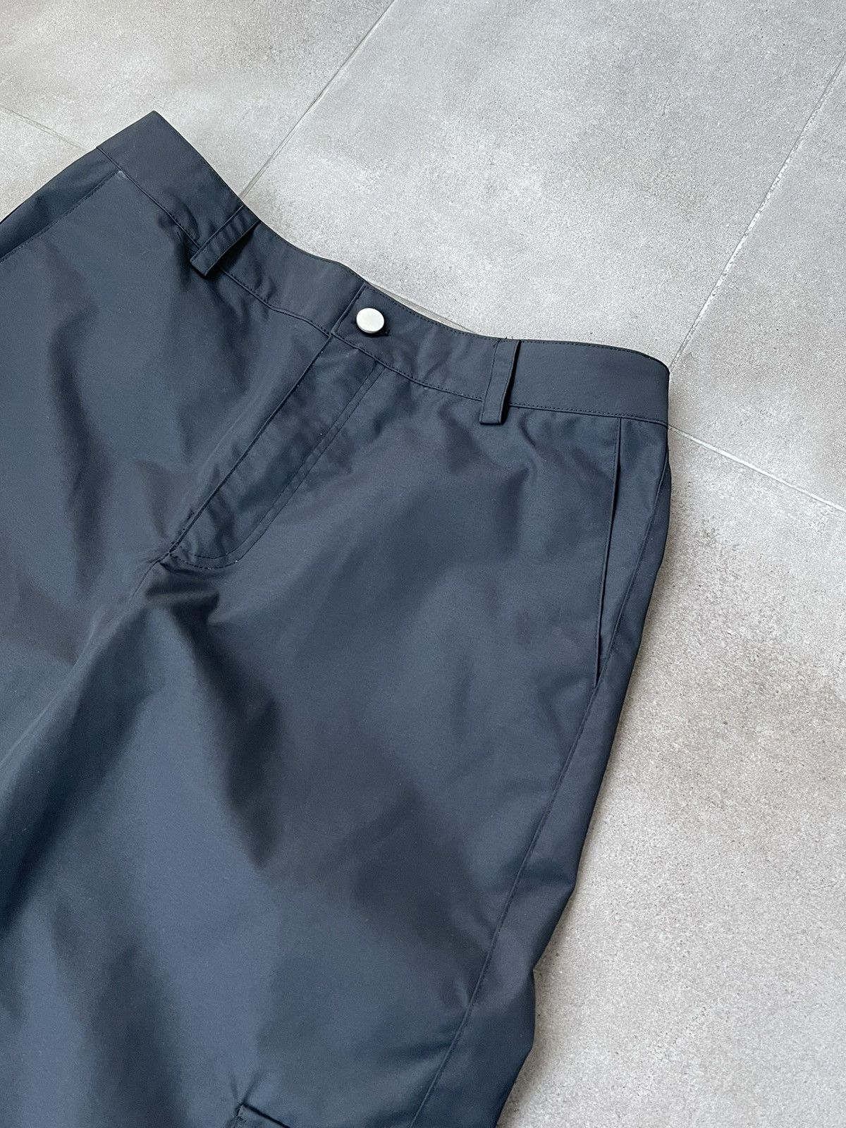 Han Kjobenhavn SS23 !DS! Han Kjobenhavn Oversized Nylon Navy Track Pants Size US 30 / EU 46 - 13 Thumbnail