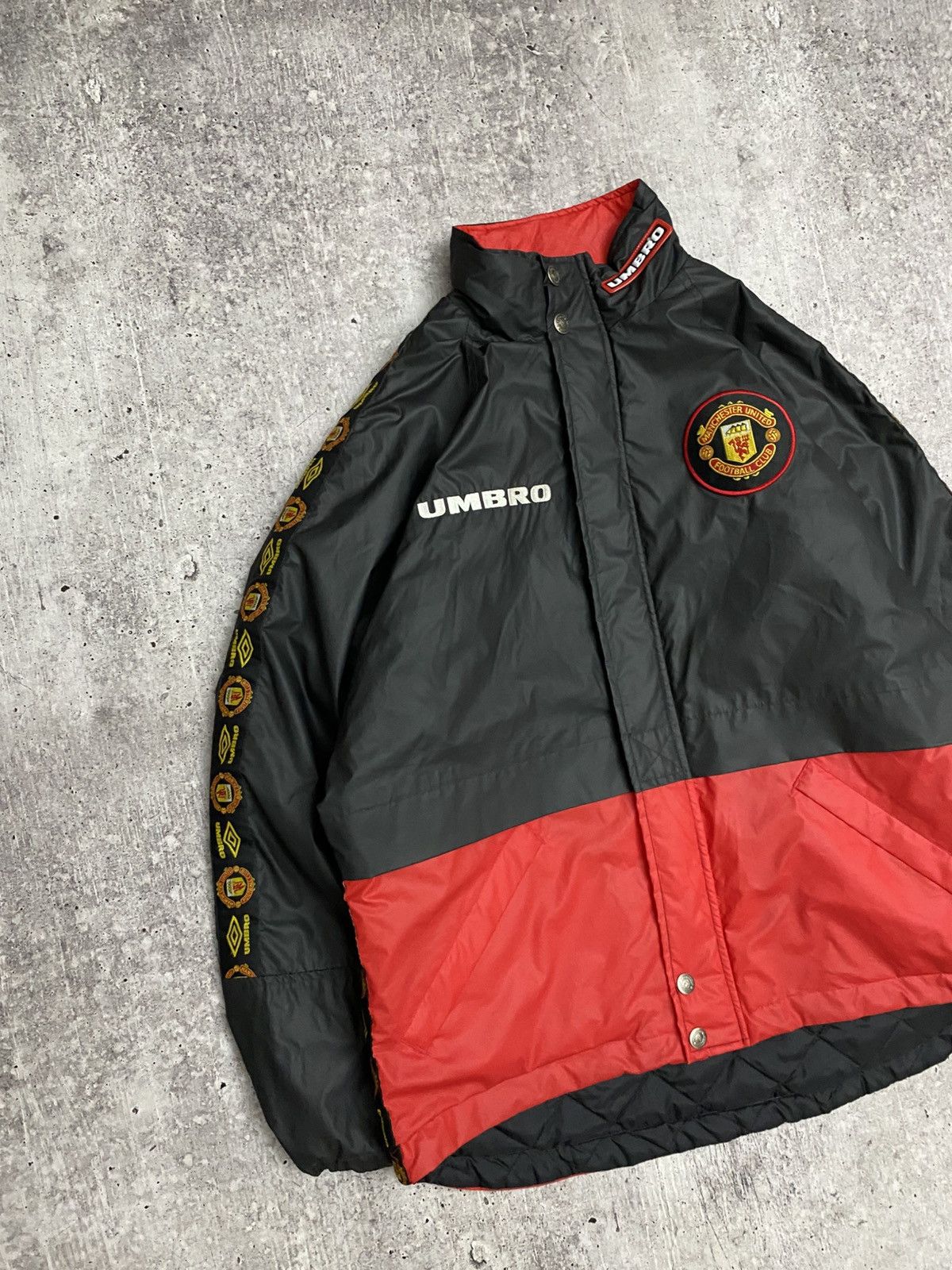 Umbro × Vintage 90’s Vintage Manchester United Umbro Sharp Jacket Size US M / EU 48-50 / 2 - 5 Thumbnail