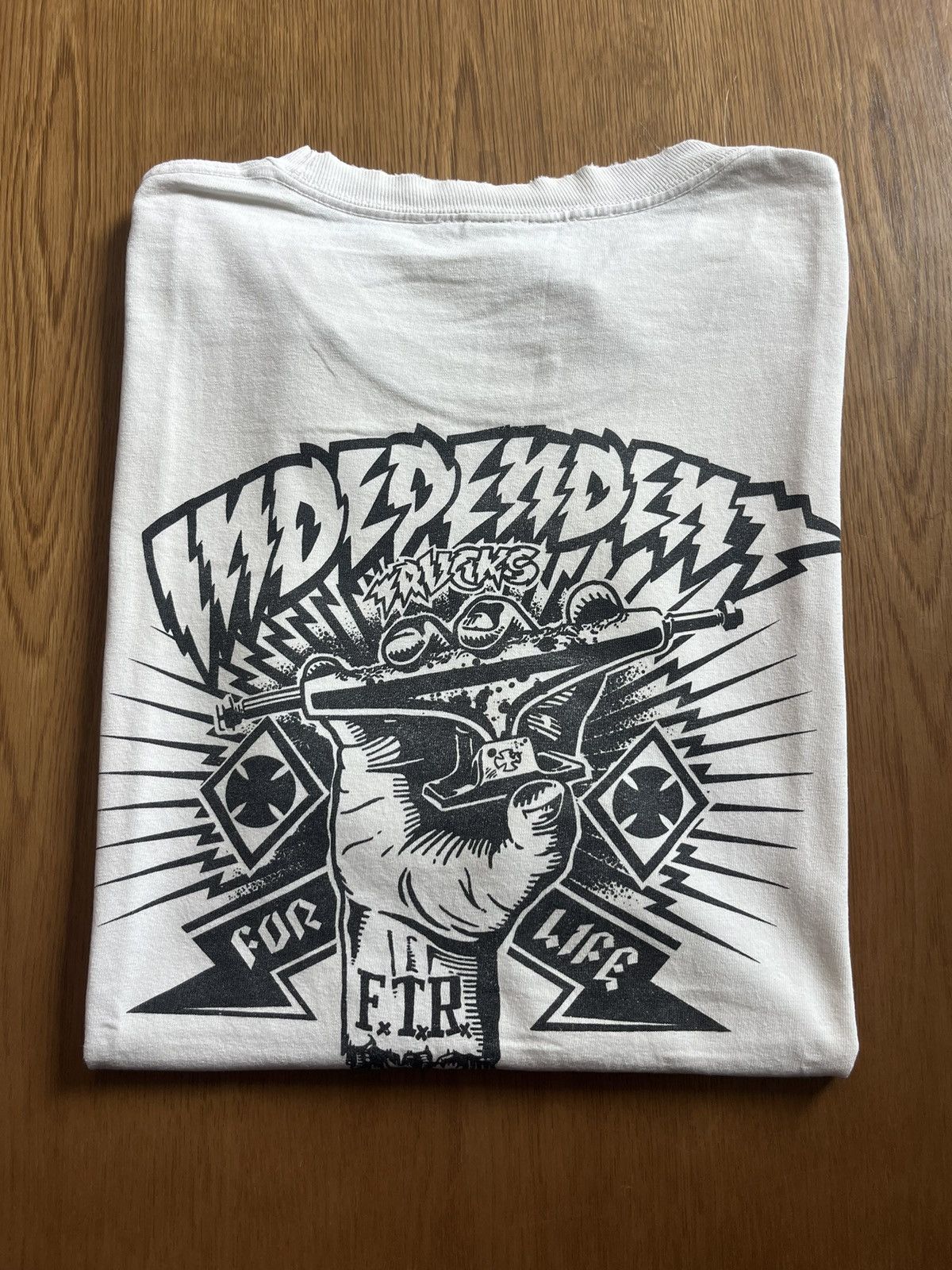 Independent Truck Co. Vintage INDEPENDENT TRUCKS Skateboard 00’s Tshirt Size US L / EU 52-54 / 3 - 1 Thumbnail